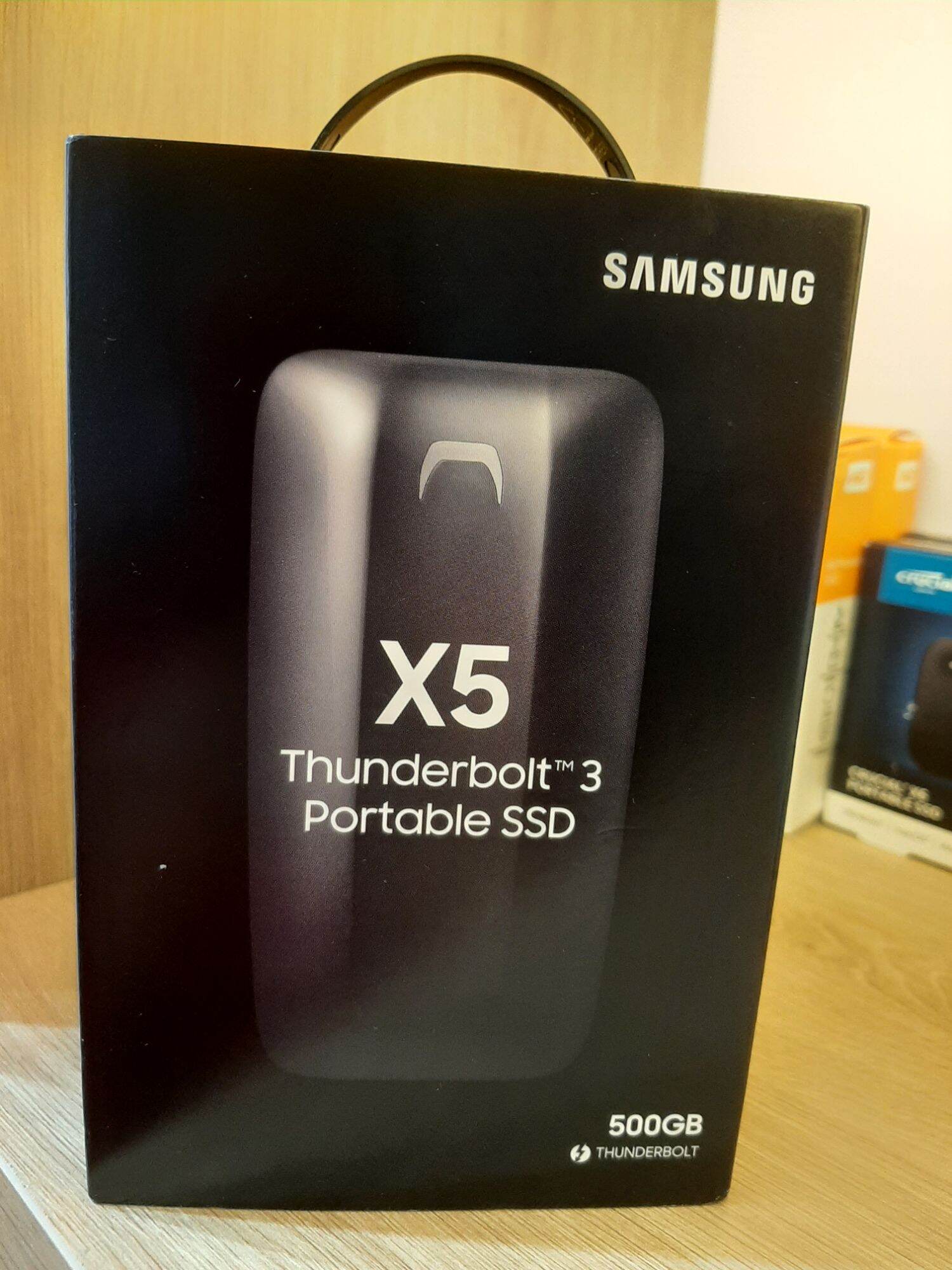 Ổ cứng di động SSD Portable 500GB Samsung X5 - Type C, Thunderbolt 3 (Up to 2800 MB/s)