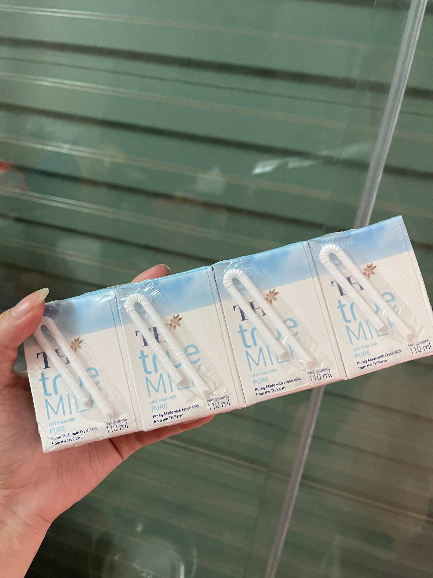Lốc 4 hộp sữa TH truemilk 110ml các vị