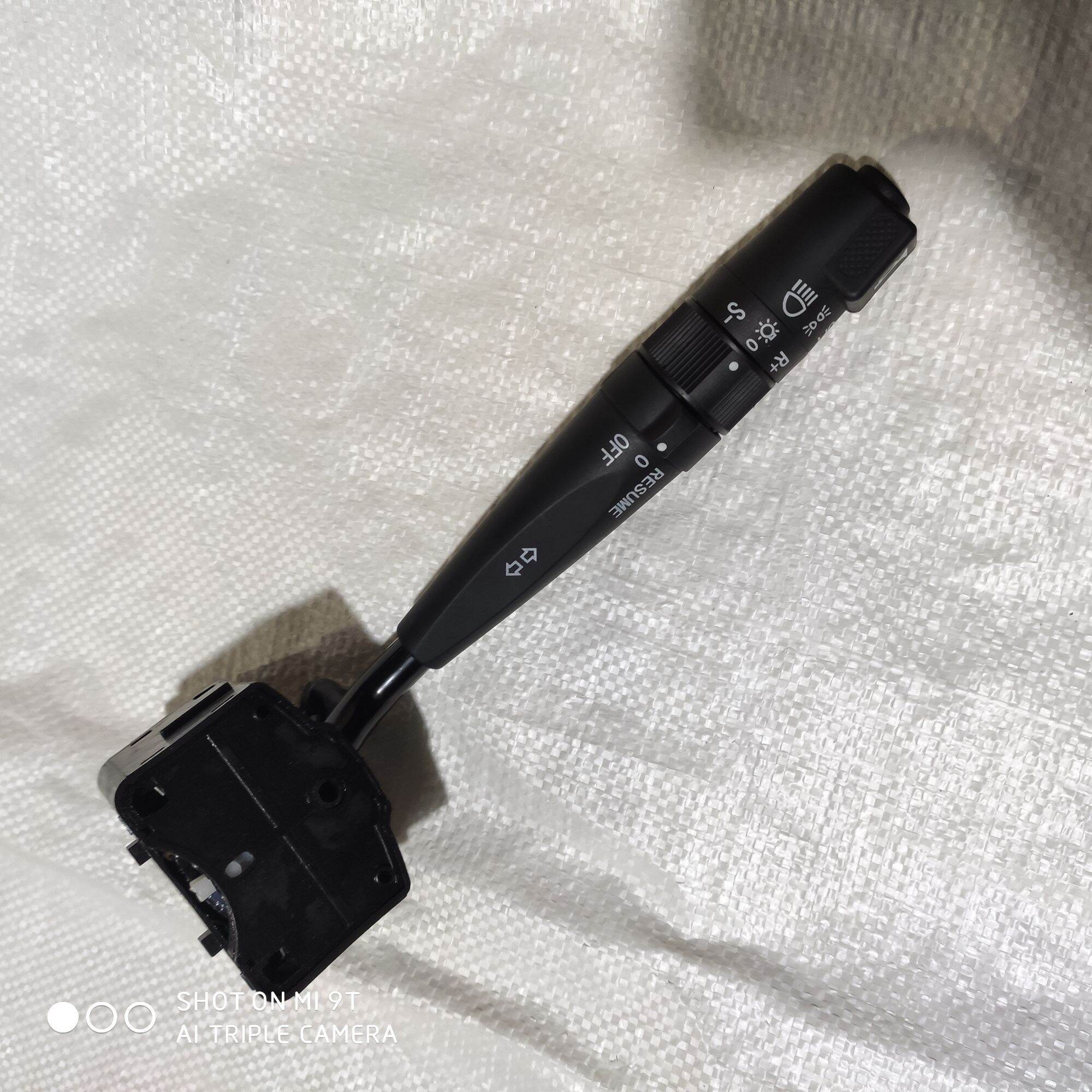 Công tắc pha cos dongfeng hoàng huy 8 tấn JK3006D . tay gạt pha cos hoàng huy 8 tấn ben, công tắc tổ hợp dongfeng, cụm điều khiển pha cốt xe đông phong hoàng huy 8 tấn...VIE PARTS