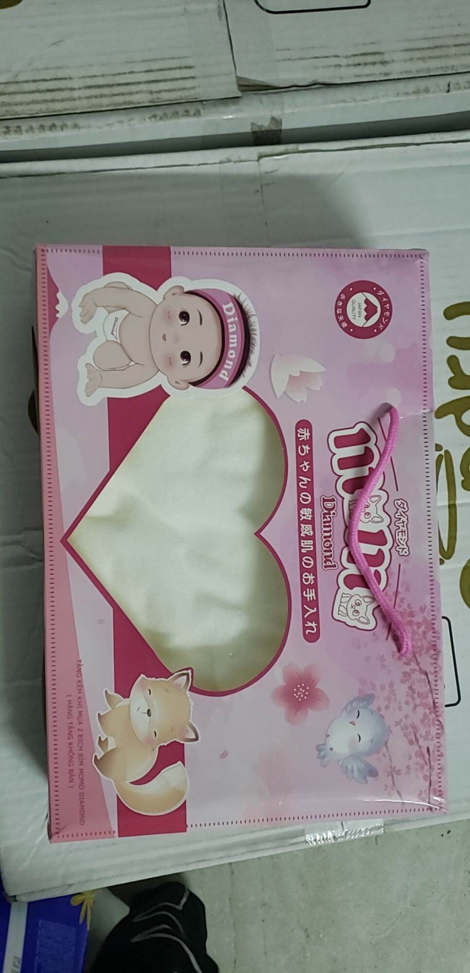 ComBo 2 bịch MOMO DIAMOND tặng khăn tắm lông cừu