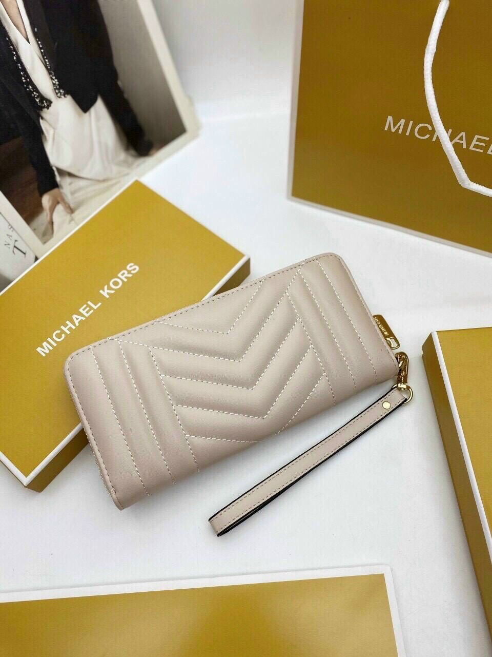 Ví dài Michael Kors chất xịn