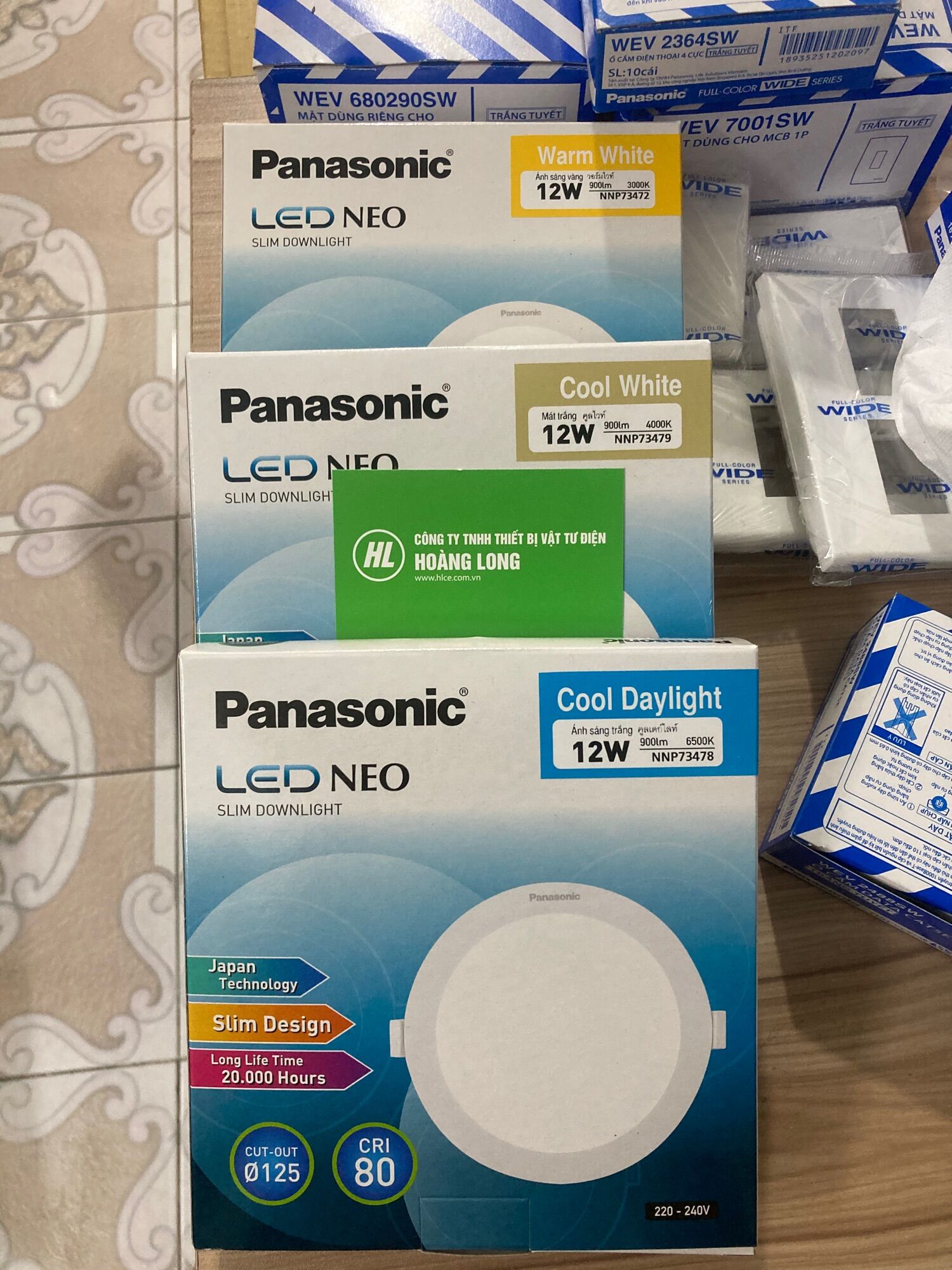 Đèn led âm trần Panasonic 12w khoét 125mm Neo Slim as trắng - vàng - trung tính - 3 chế độ màu, Cam kết chính hãng.