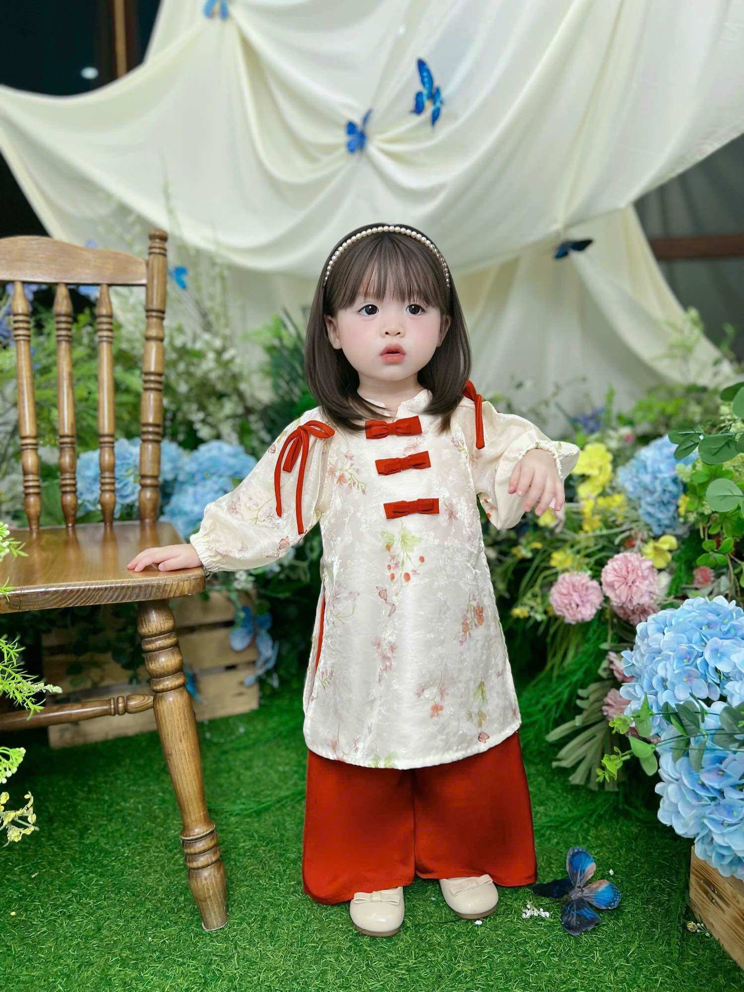 Áo Dài Cách Tân Cho Bé Gái 3 Chi Tiết Cho Bé Diện Lễ Tết (4-13kg)