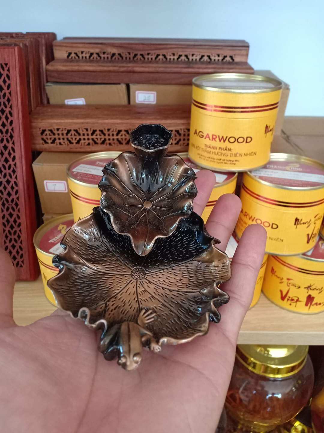 thác sen đốt trầm