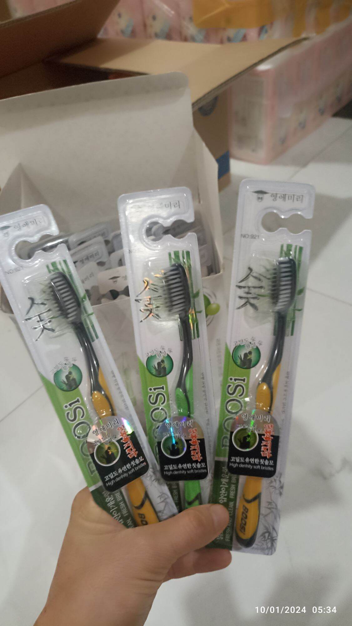 Bàn chải than tre hàn quốc
