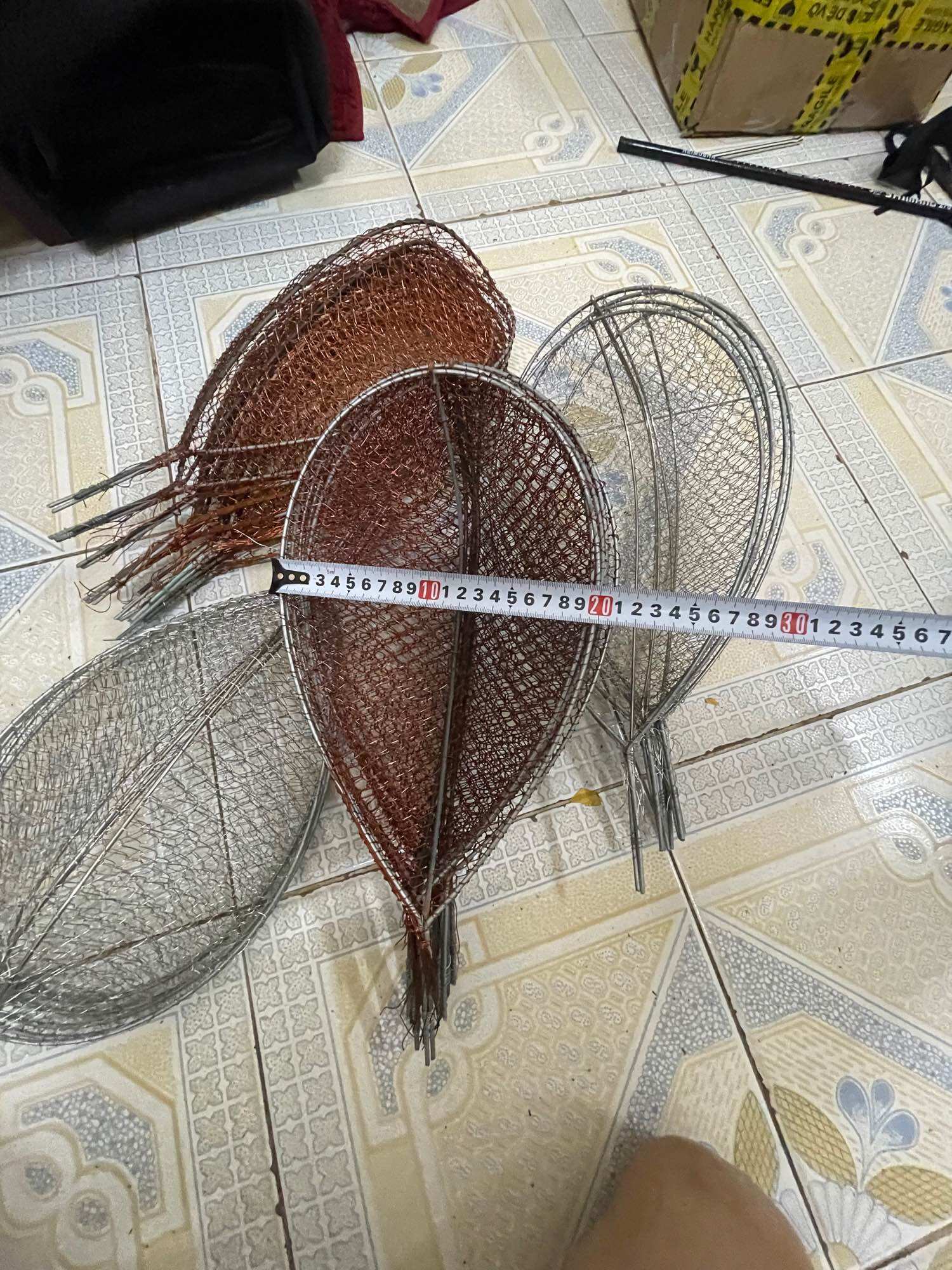 VỢT ĐÁNH CÁ LƯỚI ĐỒNG TO Bự THUYỀN