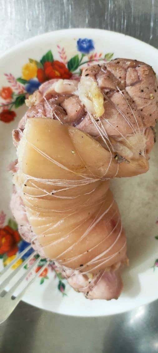 1kg bắp giò heo rút xương bó chỉ (hỏa tốc tphcm)