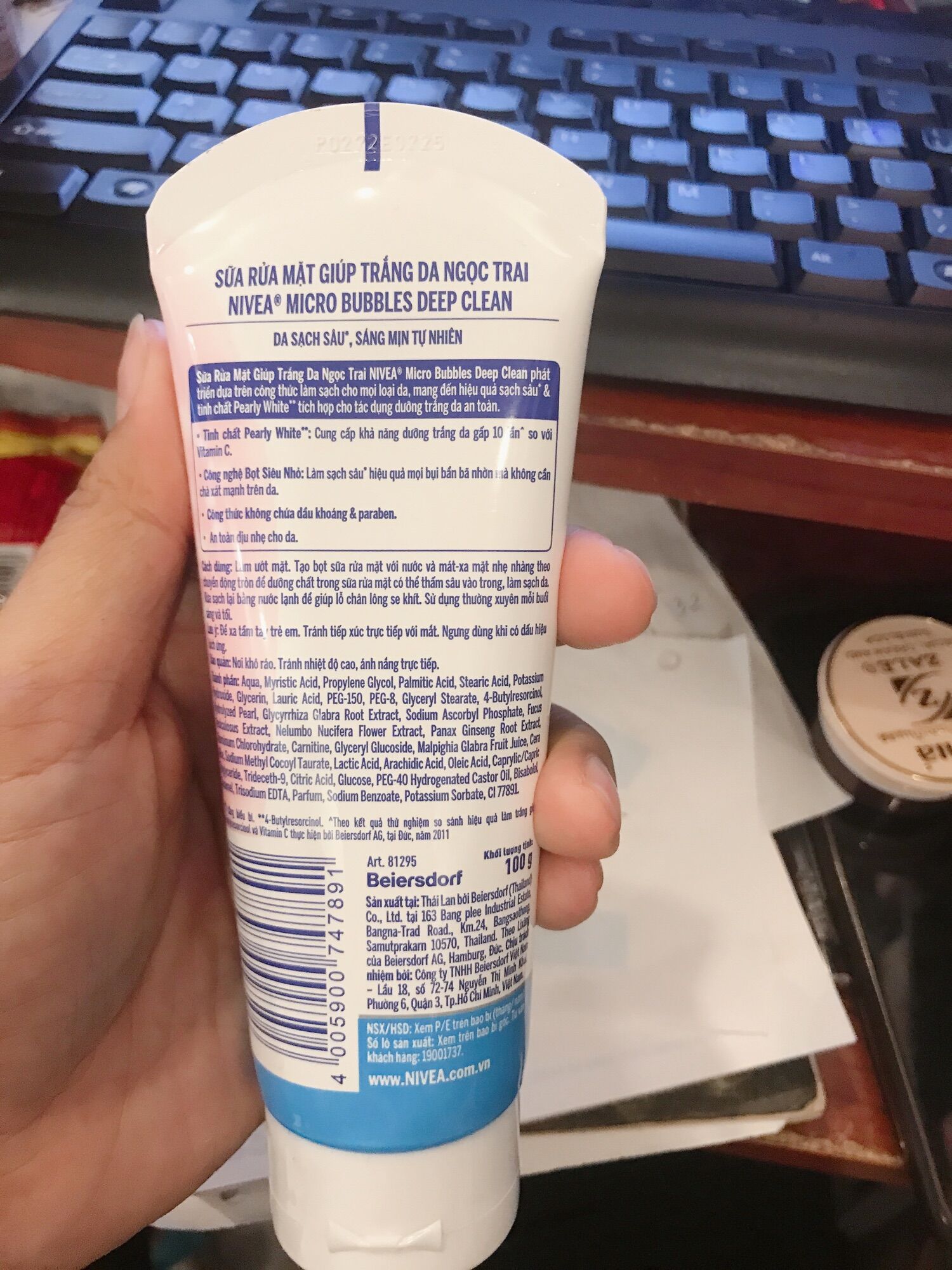 [ MUA 1 tặng 1] Sữa rửa mặt trắng da nivea nữ 20g