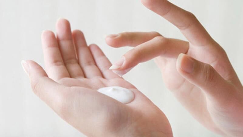 SỮA RỬA MẶT TÍA TÔ ADELA (Rửa Mặt Sạch Sâu, Tẩy Trang Dịu Nhẹ)