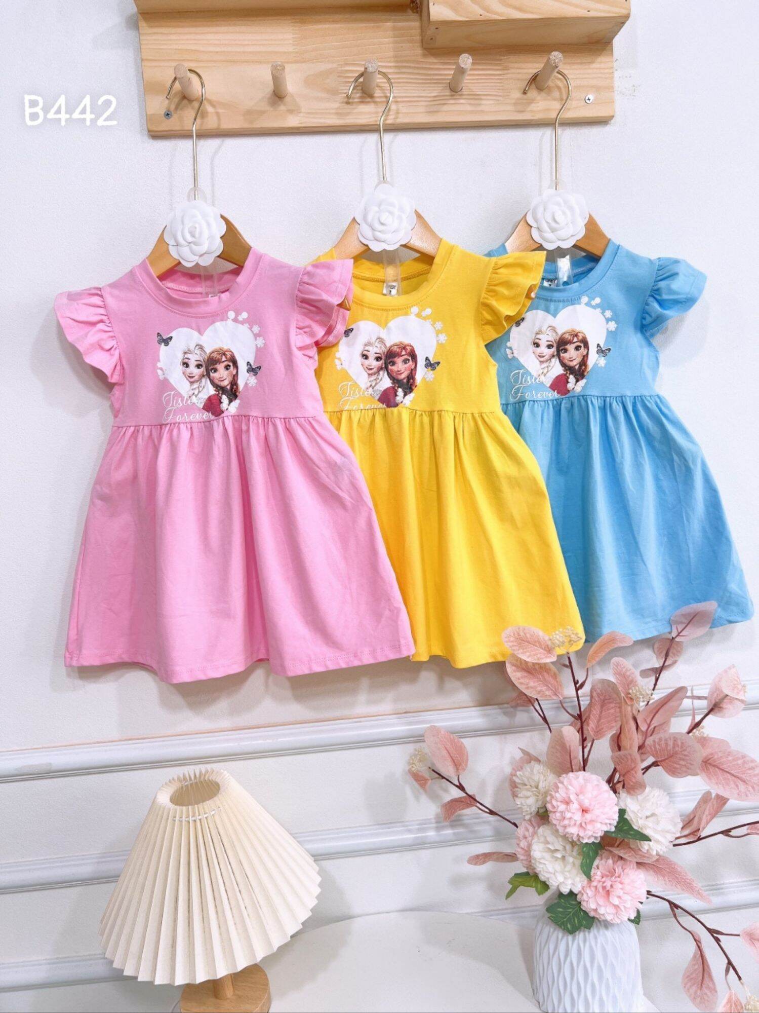 Váy elsa cho bé gái size từ 10-20kg tuổi