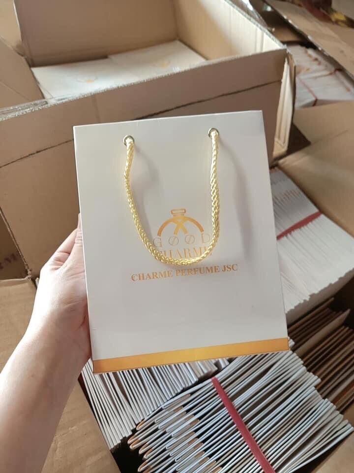 Túi giấy đựng nước hoa good char.me ( mua 10 tặng 4)