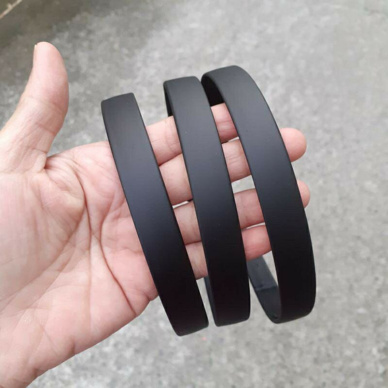 Combo 2 cái Bờm cài tóc nhựa cứng màu đen nhám (bản 1.5cm )