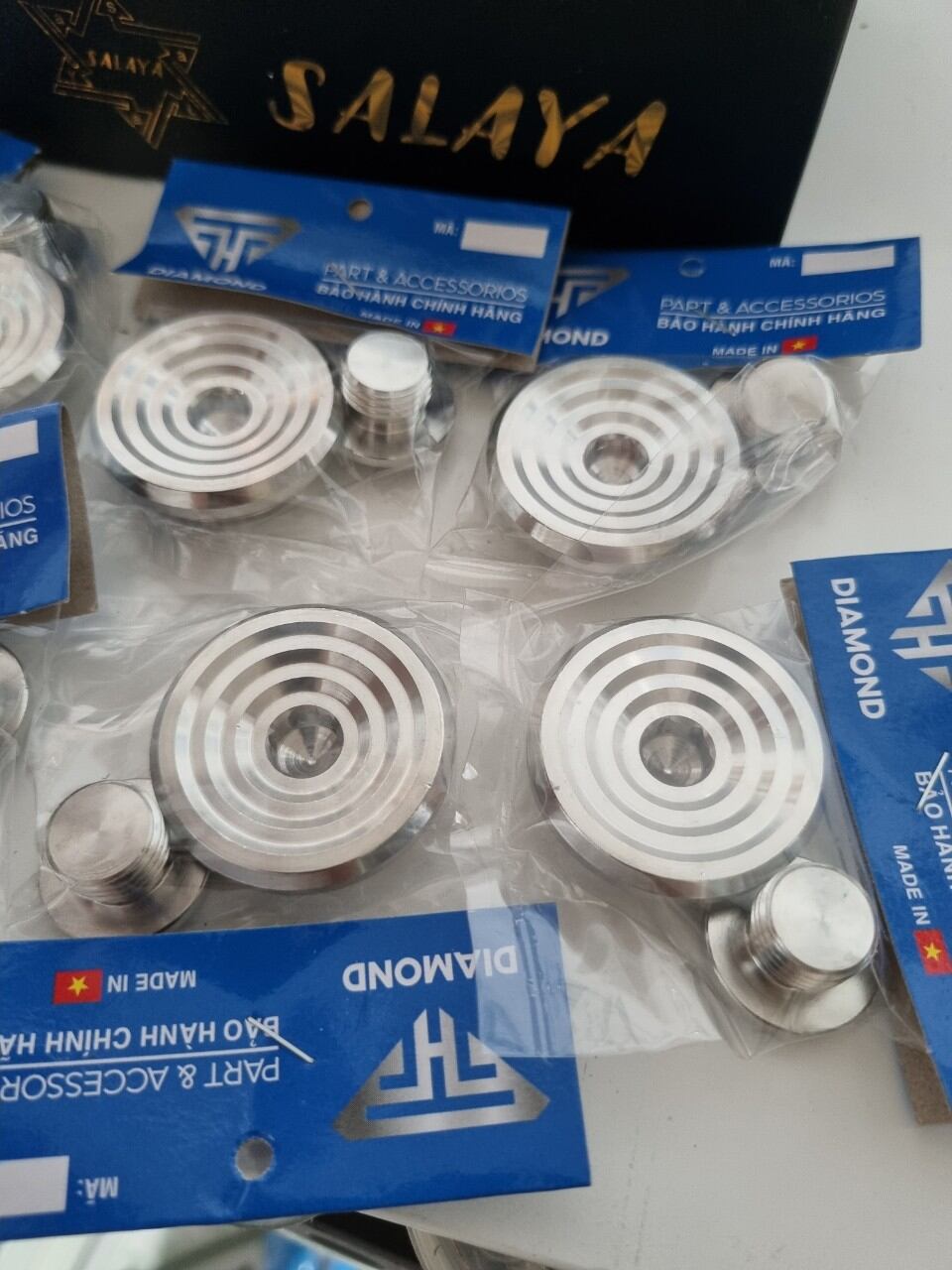 Ốc mâm lửa thái inox 304 honda yamaha sizuki
