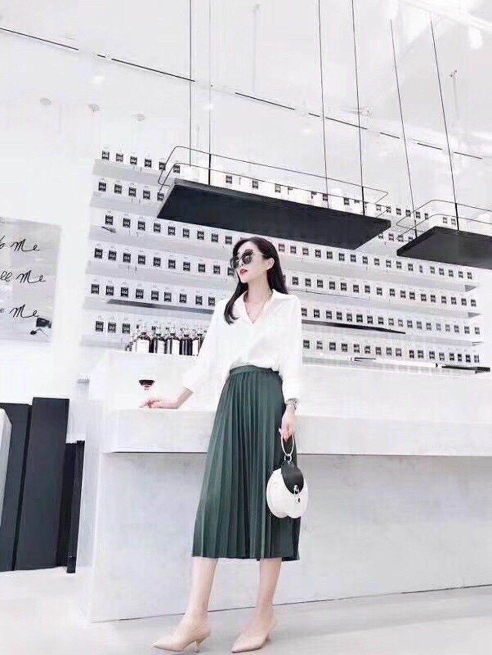 Chân váy xoè xếp li dáng dài