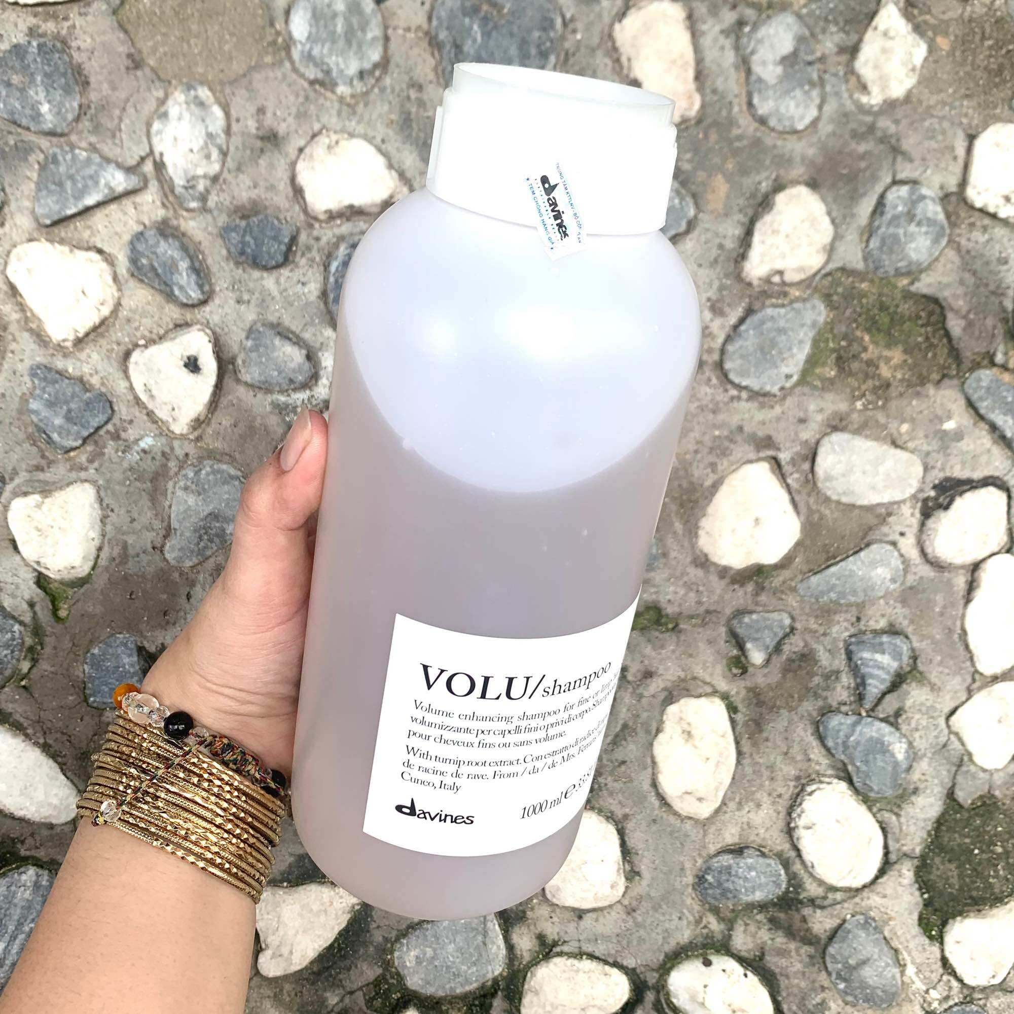 DẦU GỘI TẠO PHỒNG VÀ LÀM SẠCH TÓC VOLU DAVINES SHAMPOO