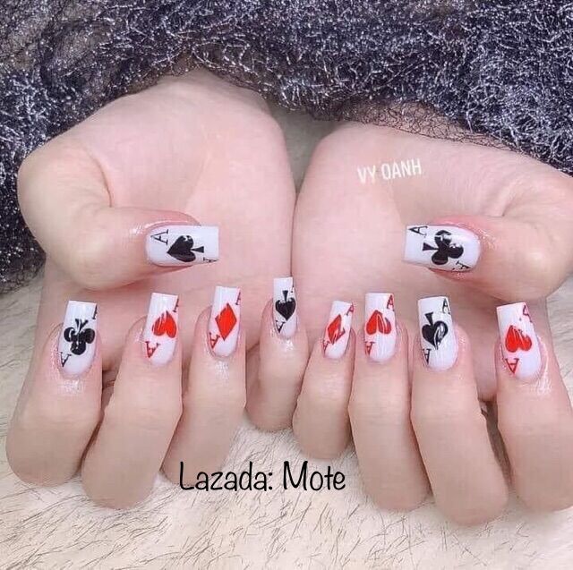 Nailbox-Móng tay và Móng chân úp nails hình lá bài ♥️♣️♦️♠️ thiết kế