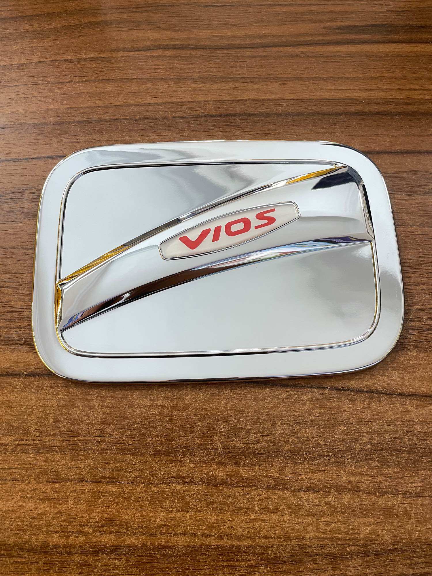 Ốp nắp bình xăng xe toyota vios 2019- 2020- 2021- 2022 nhựa abs mạ crom cao cấp