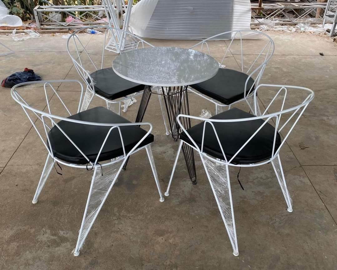 Bộ ghế nan(1 bàn +4 ghế)