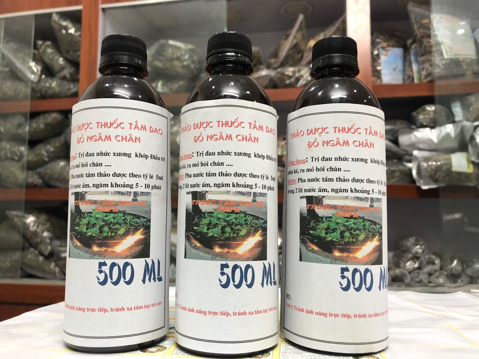 Nước ngâm chân dao đỏ