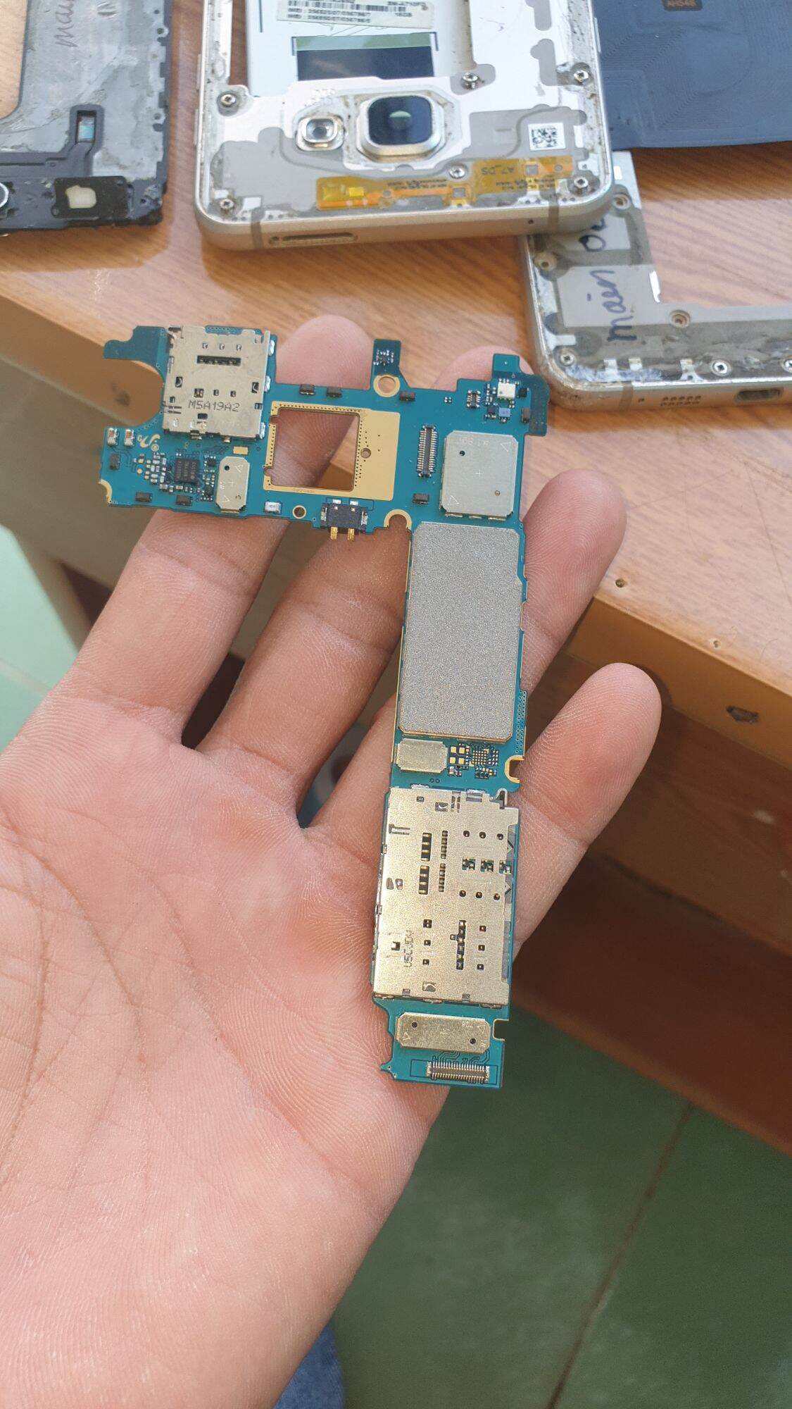 Main điện thoại Samsung A710fd