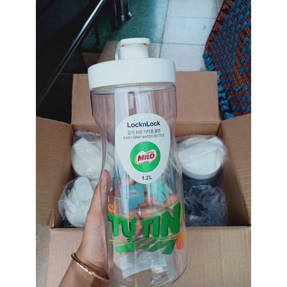 BÌNH NƯỚC NHỰA LOCK & LOCK 1.2 LÍT MILO