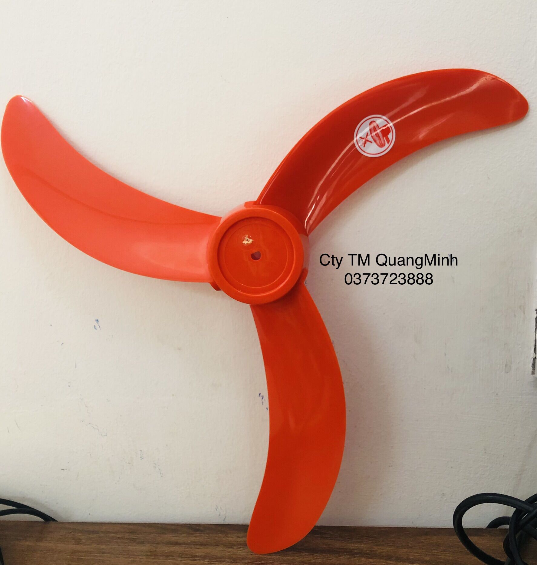 Cánh quạt sàn FF929, sải 500mm CHINGHAI.