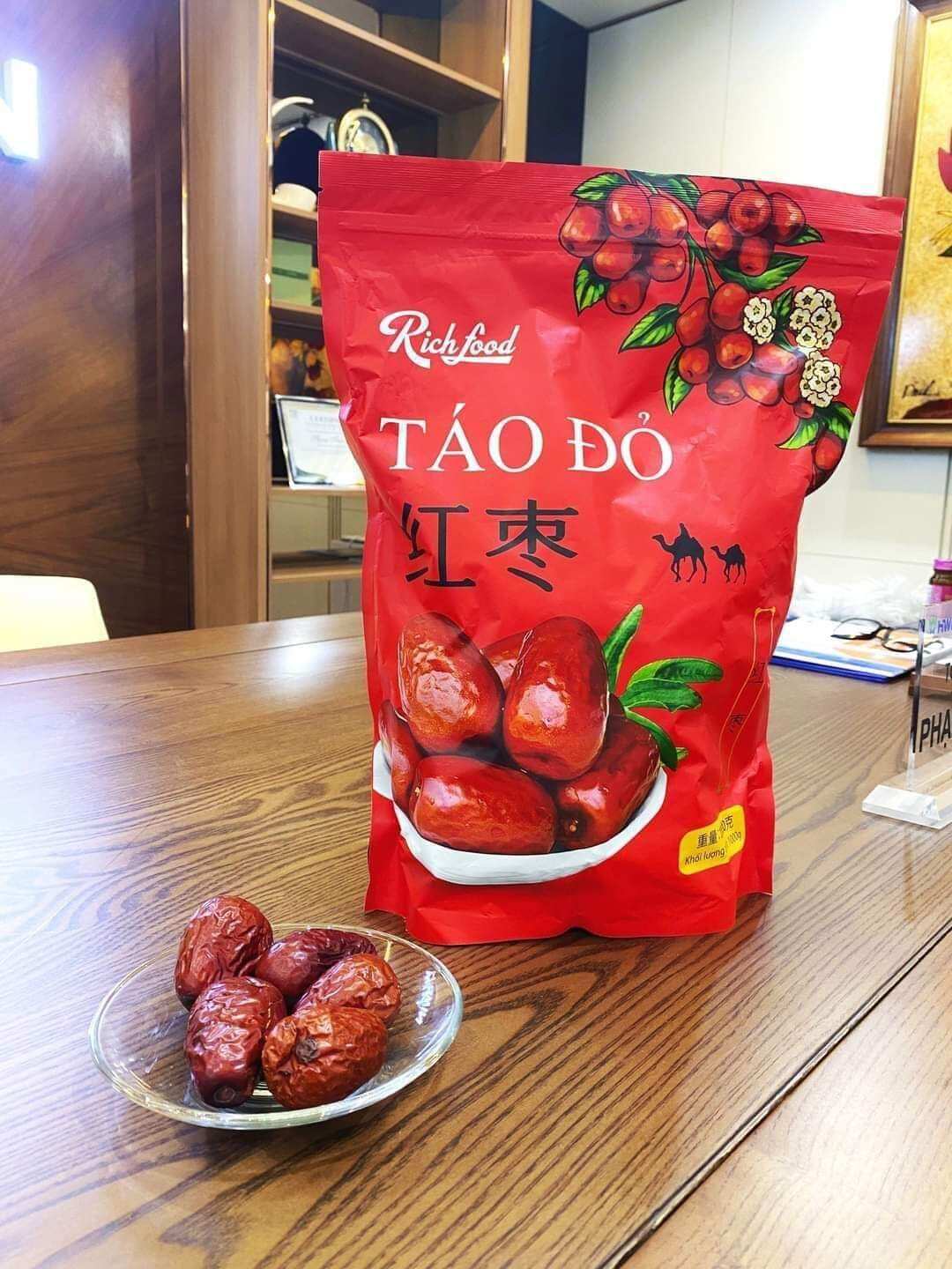 Táo đỏ Đại Vương Thiên Sâm Đại Táo Thượng Hạng Tân Cương Big Size lᴏại 1 Túi 1kg