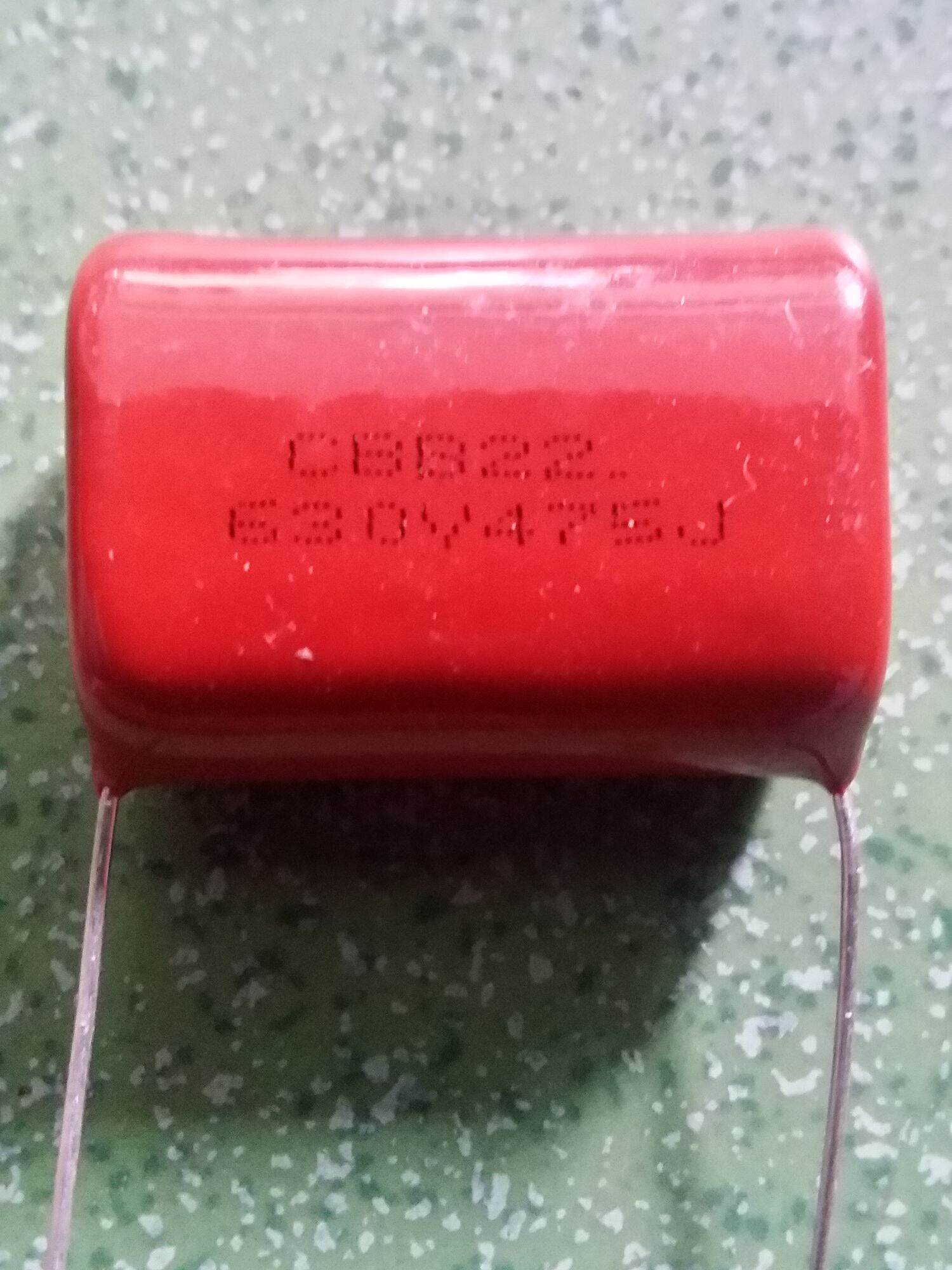 1 CHIẾC TỤ MÁY HÀN 630V