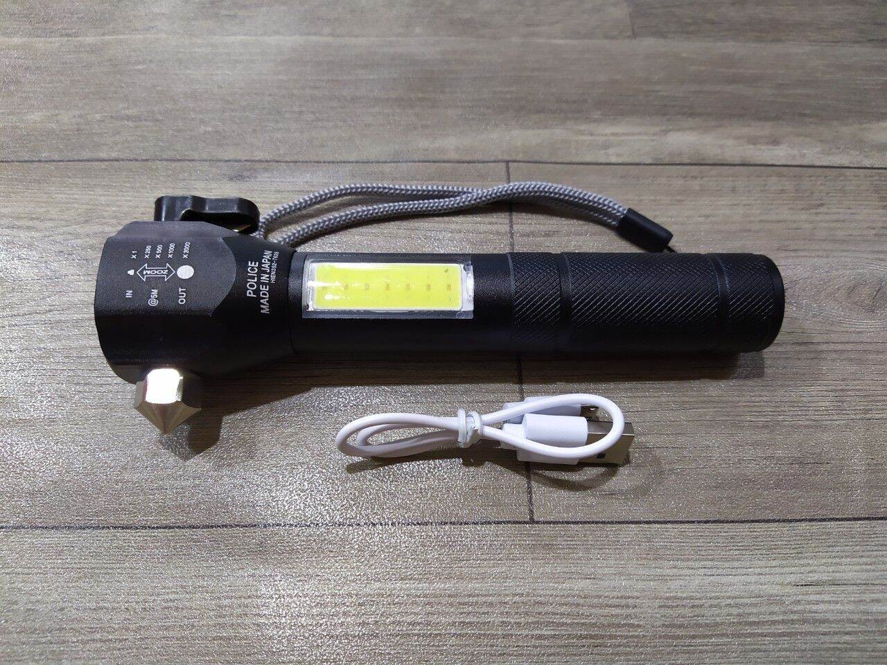 Đèn pin siêu sáng đa năng T6-28