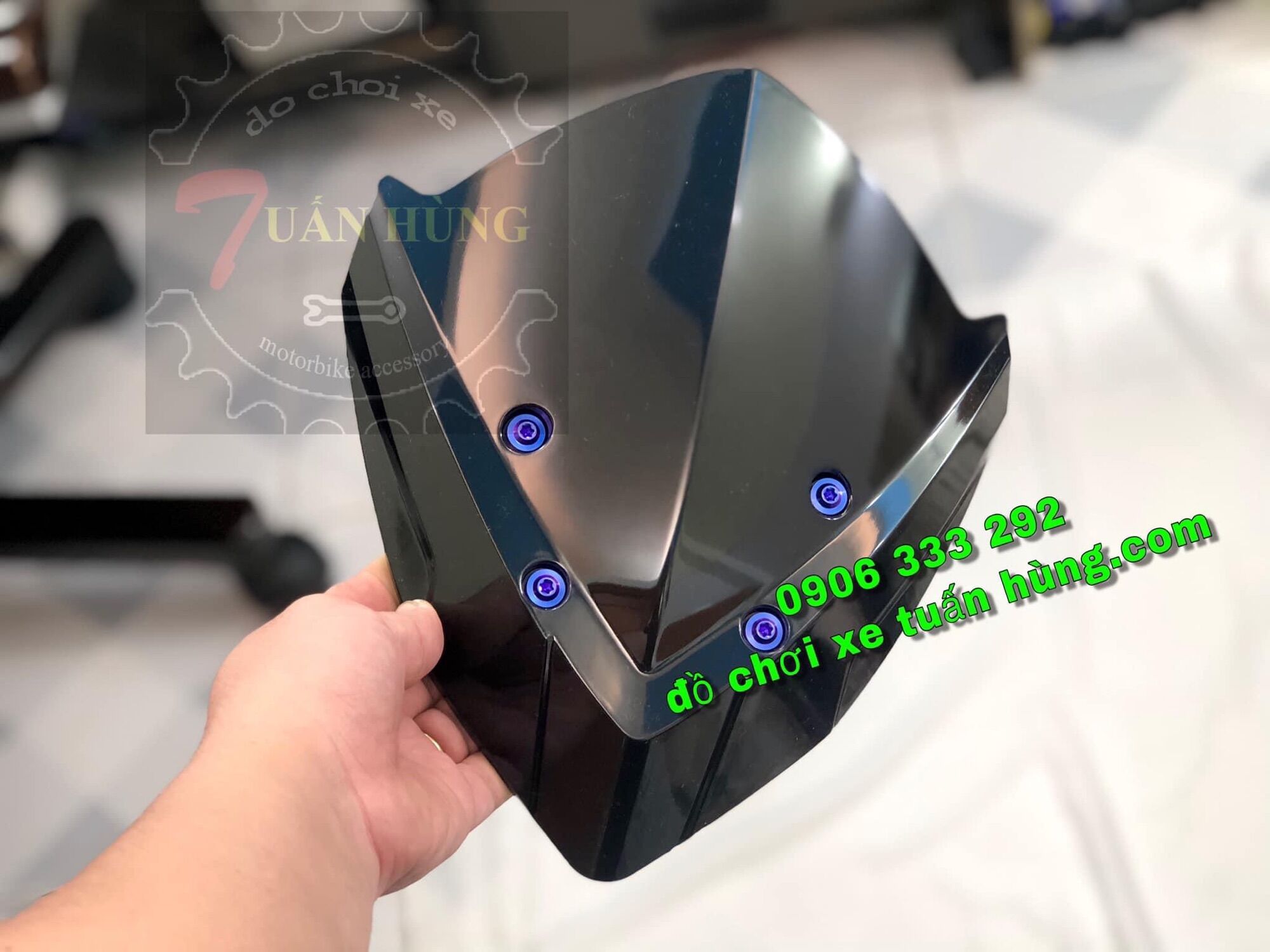 Ốp đầu Winner X mẫu sói - chắn gió winx - mão xe winx - đồ chơi xe winx