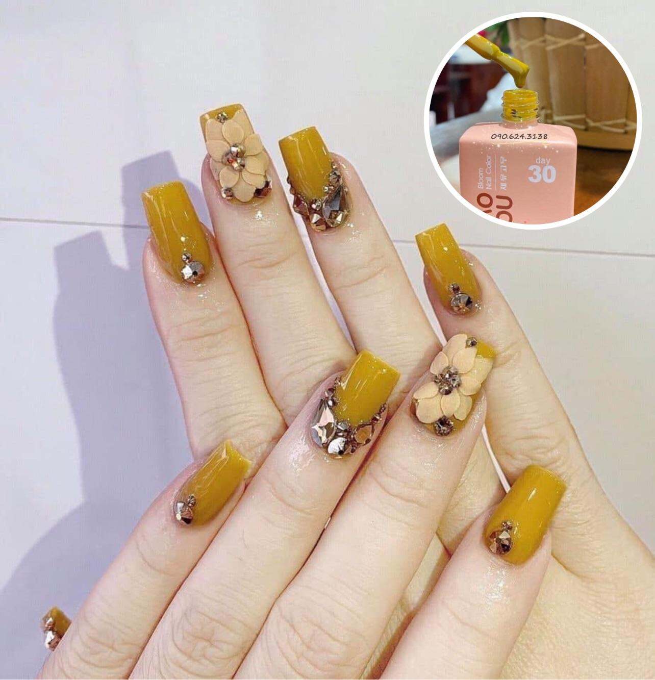 Tổng hợp những mẫu nail màu vàng sang chảnh rực rỡ - Zicxa | Thiết kế móng  tay nghệ thuật, Thiết kế móng, Làm được rồi