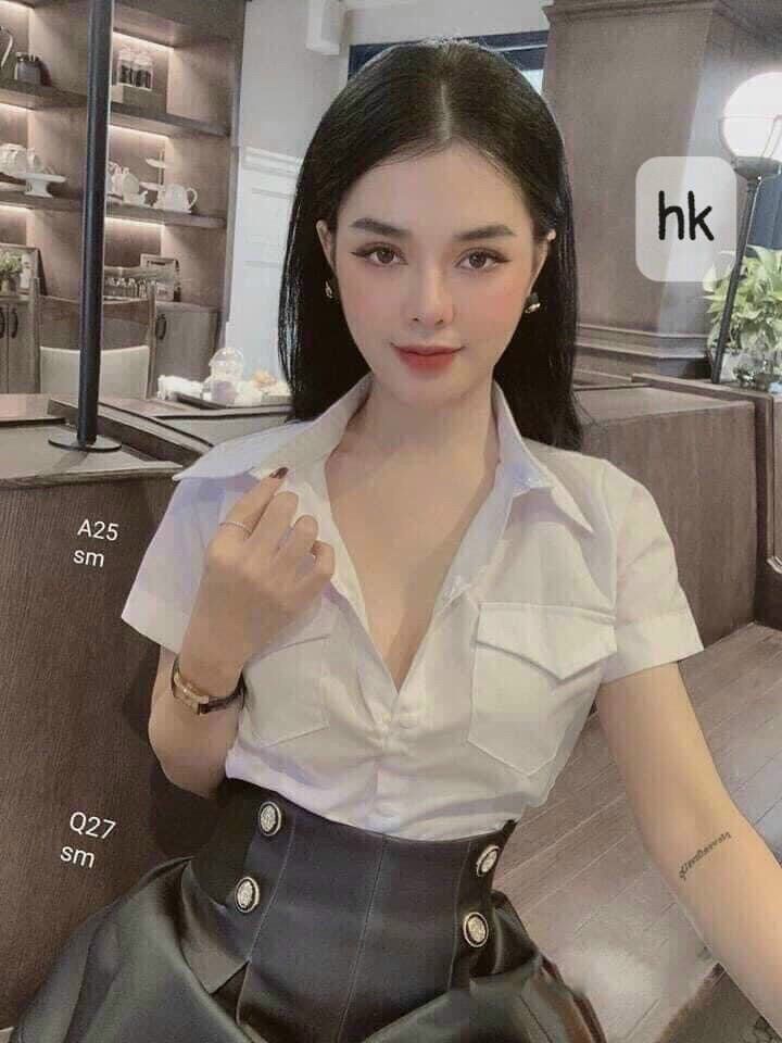 Áo sơ mi tay ngắn trắng túi lật
