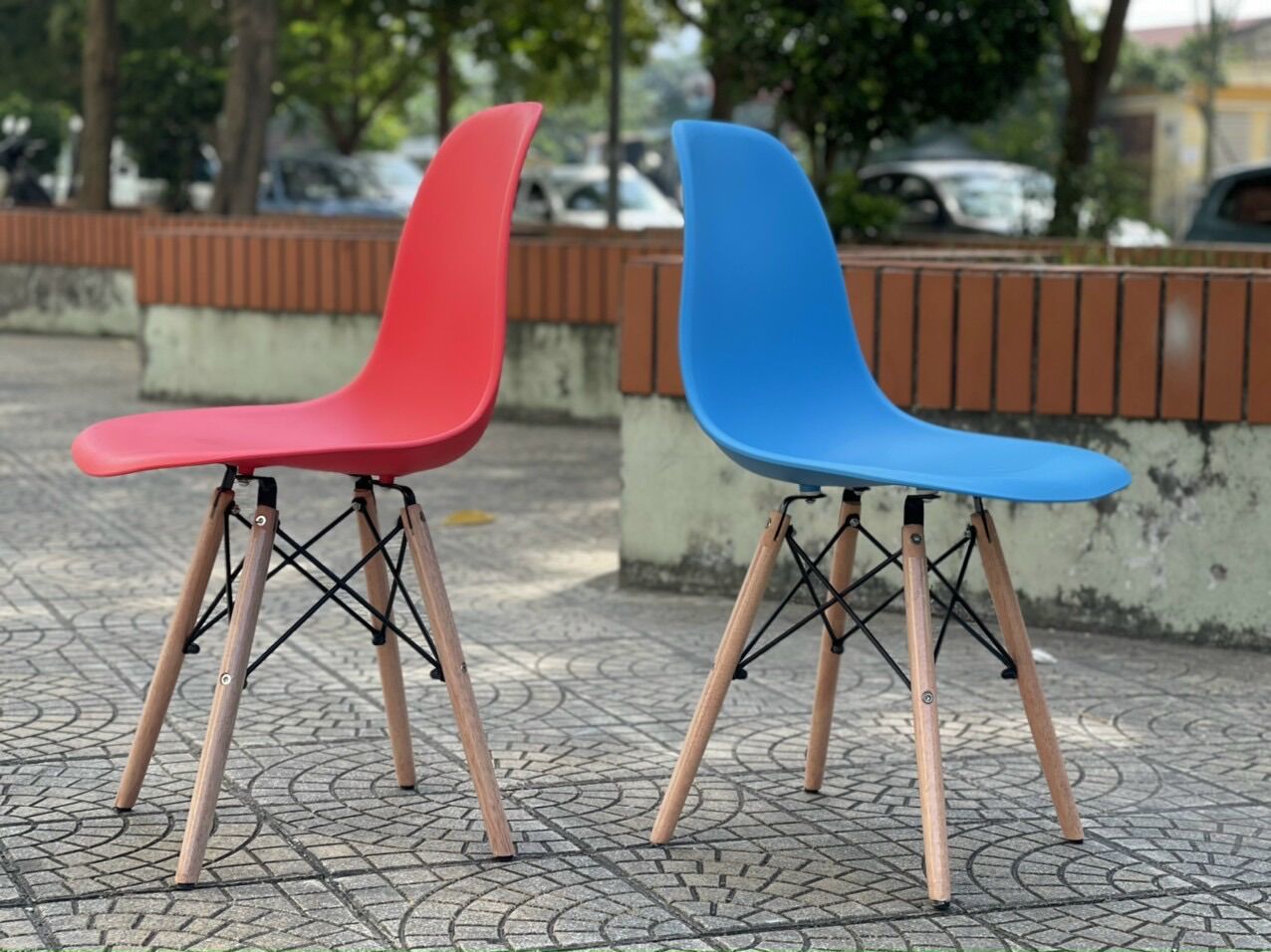 Combo 02 ghế nhựa Eames nhập khẩu( màu sắc ib)
