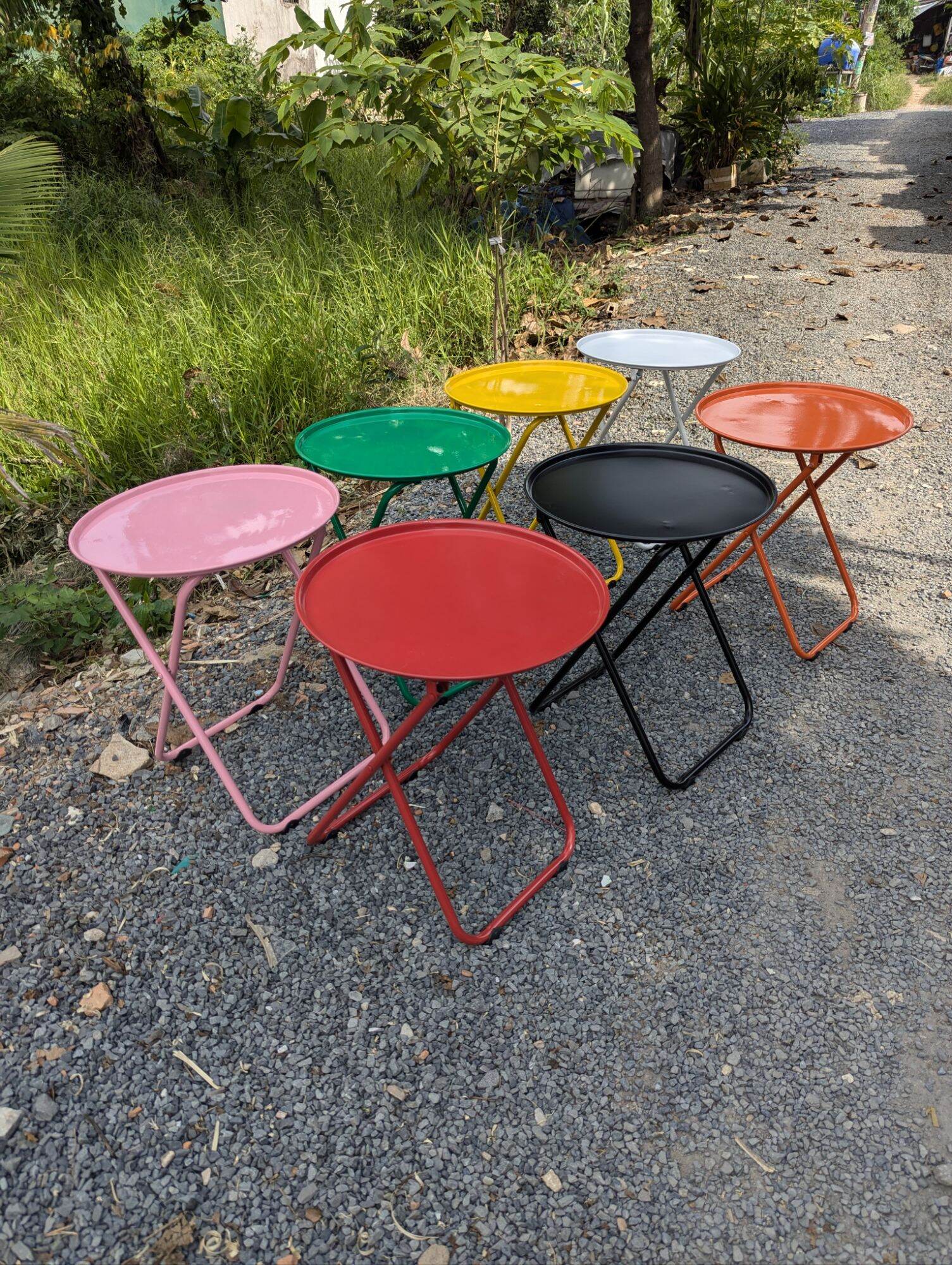 Bàn tròn xếp gọn cao 52 cm - đủ màu sắc