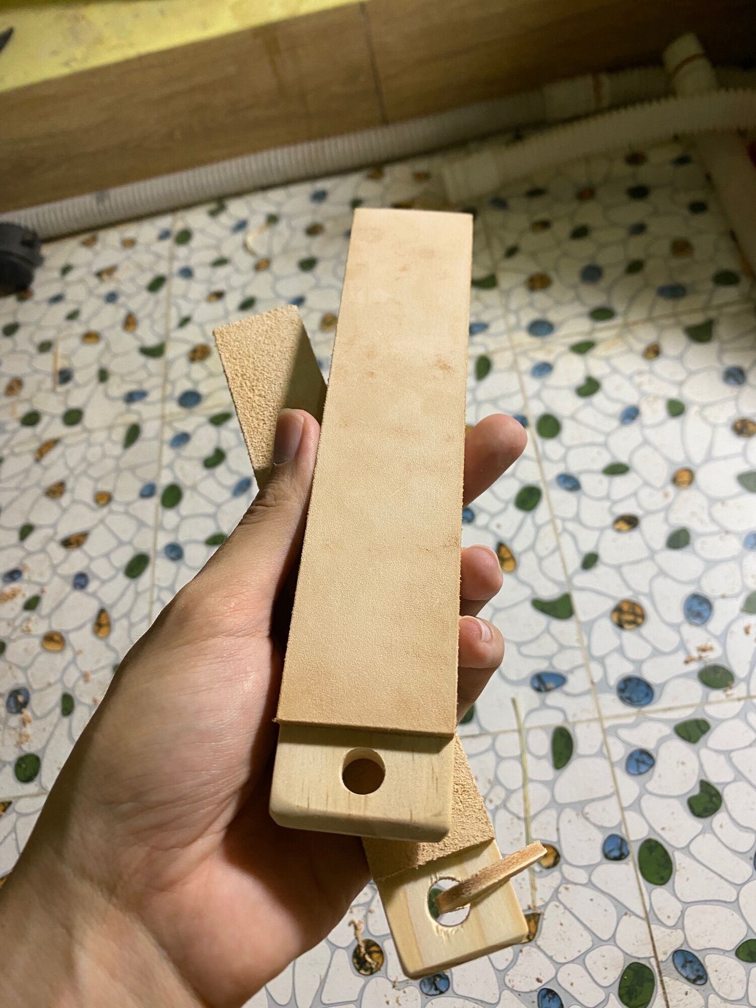 Que liếc dao bằng da mini EDC