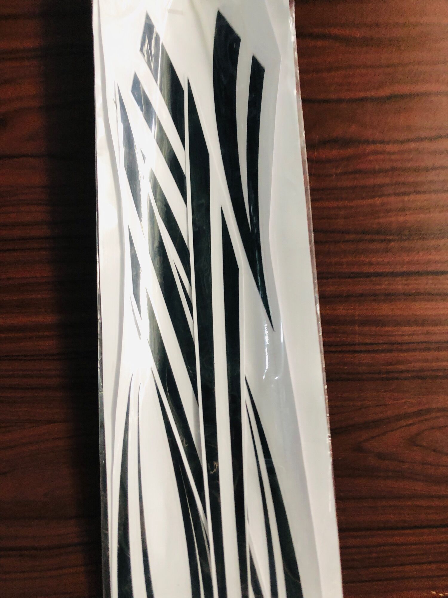 TEM CHỈ VISION DECAL ĐEN