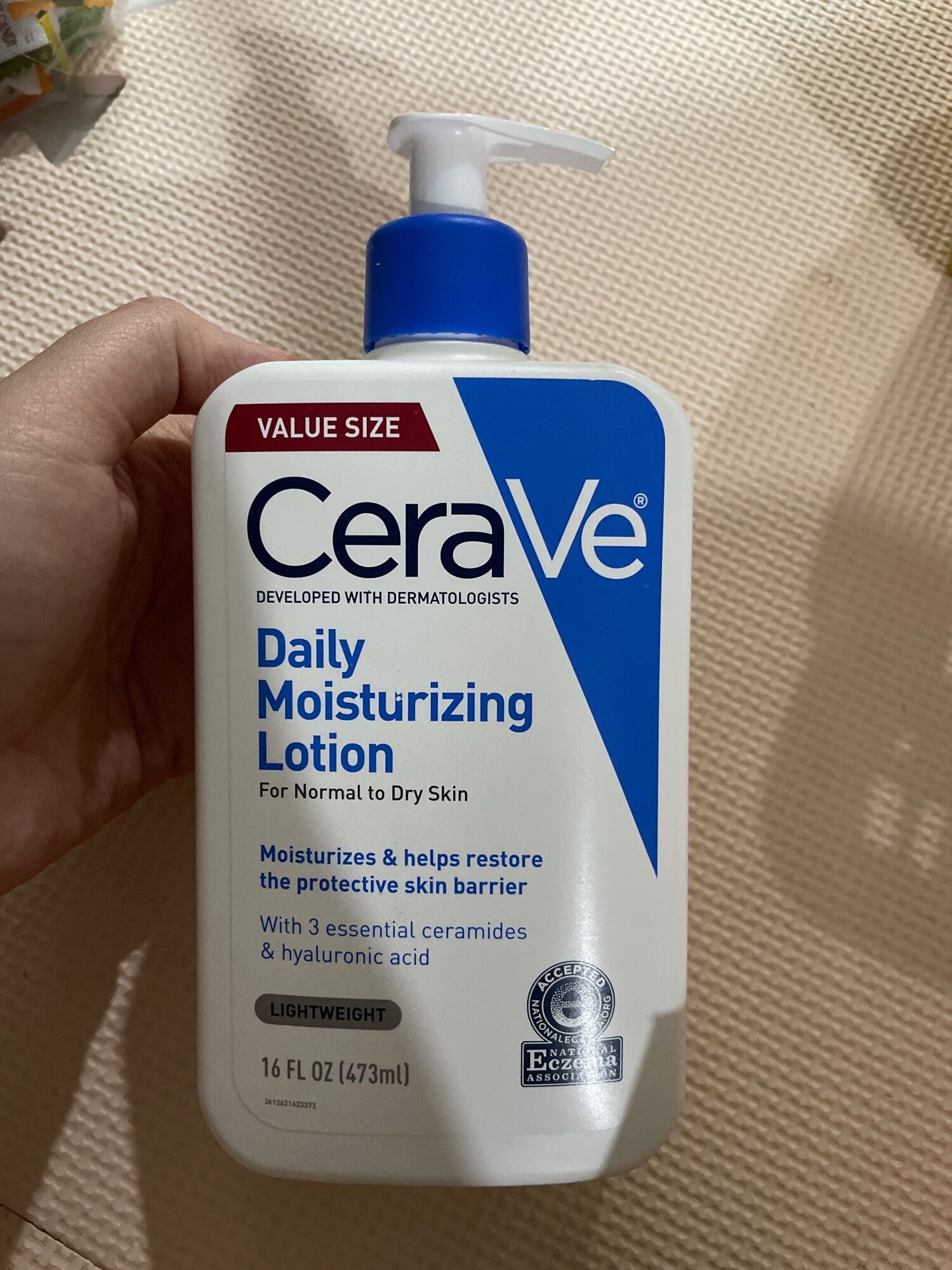 Lotion dưỡng ẩm Cerave Daily Moisturizing Lotion đủ size.