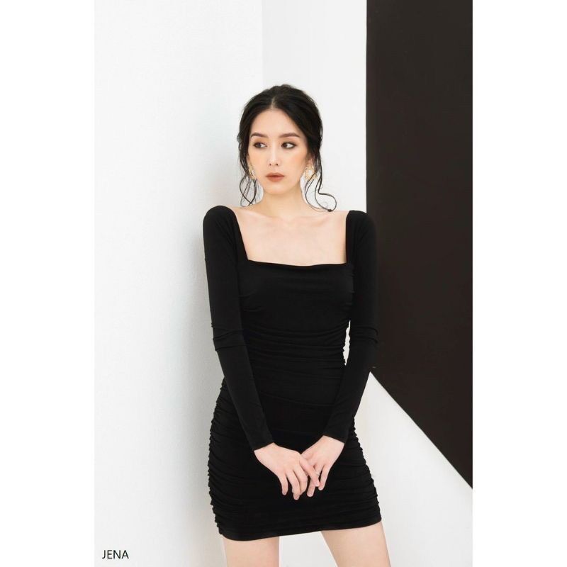 [HCM]ĐẦM BODY ĐEN CỔ VUÔNG