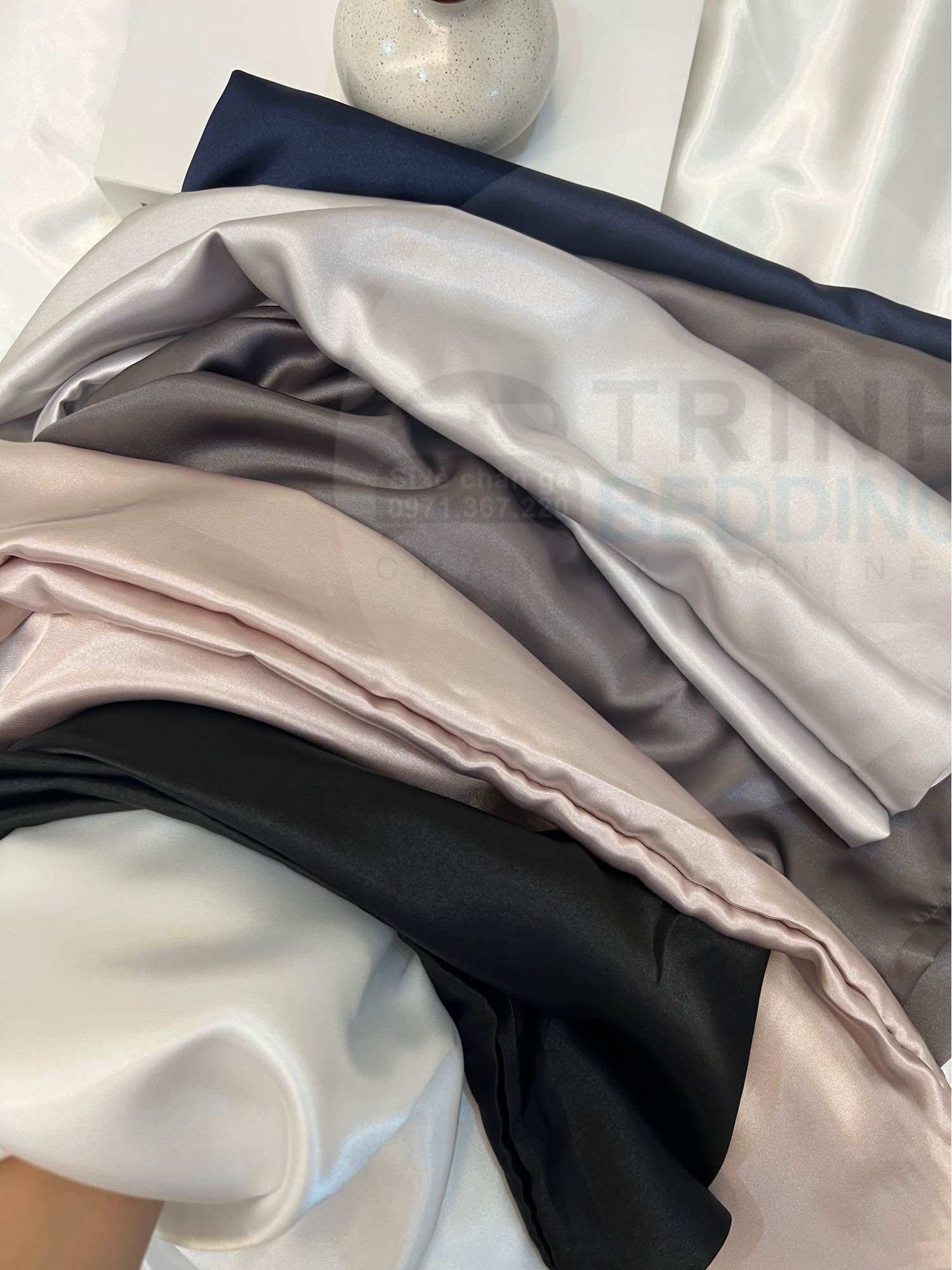 Vỏ Gối Nằm Phi Lụa lạnh Basic 40x60CM. Mát mịn ít bám bụi Trinh Bedding
