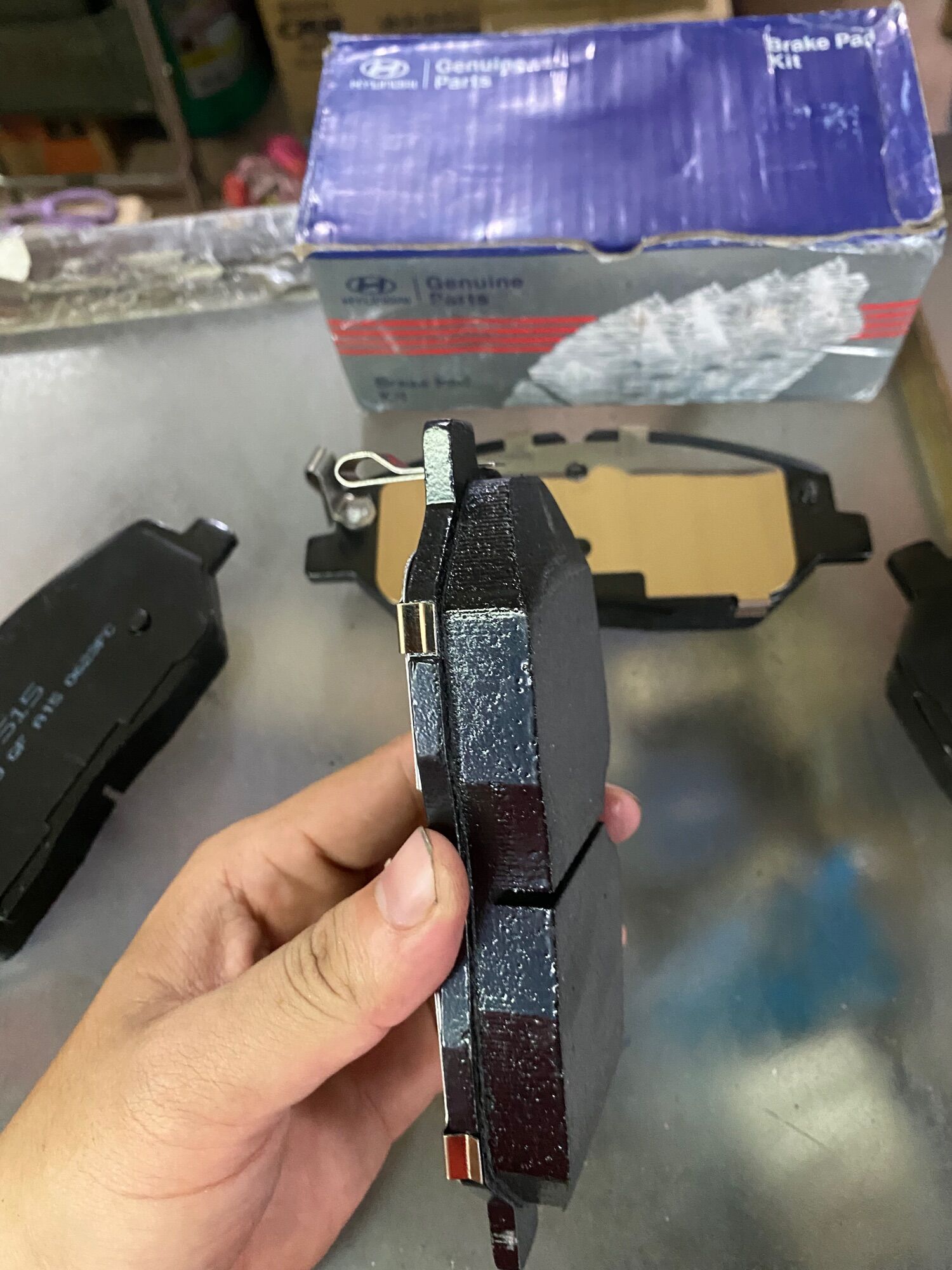 Bố Thắng (Má Phanh) Trước Hyundai Solati