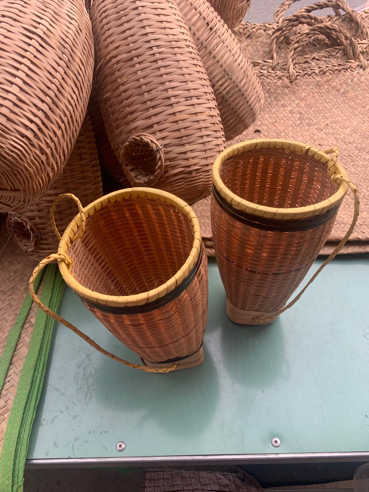 GÙI DÂN TỘC MÂY TRE LÁ (MCH01240223013)