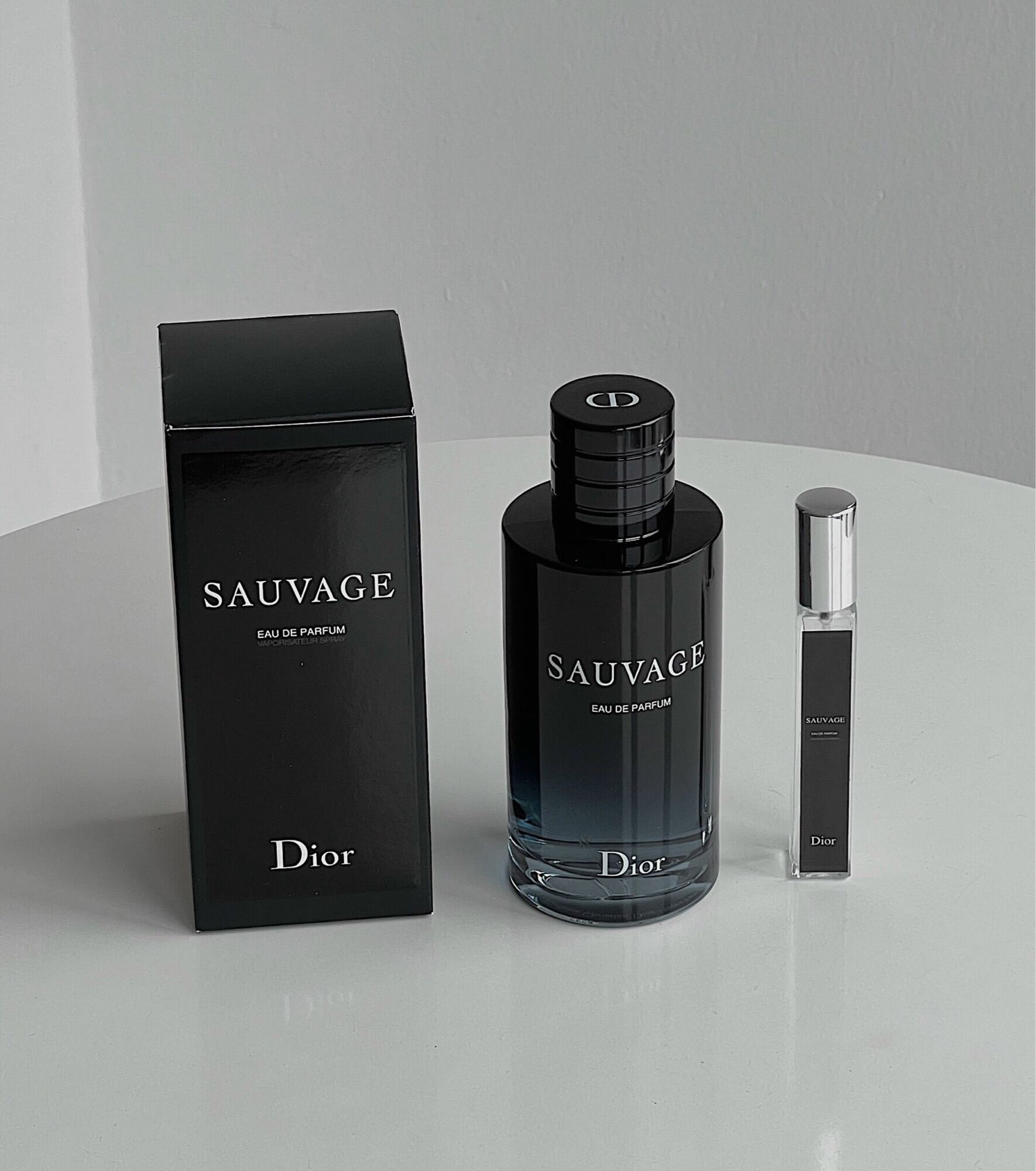 Mua Sauvage by Dior Eau de Parfum Spray 2 Fl Oz trên Amazon Mỹ chính hãng  2023  Giaonhan247