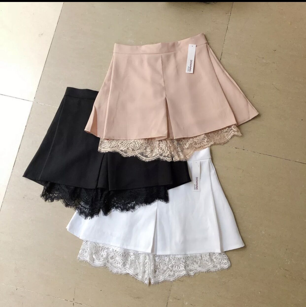 QUẦN VÁY PHỐI REN XẾP LY