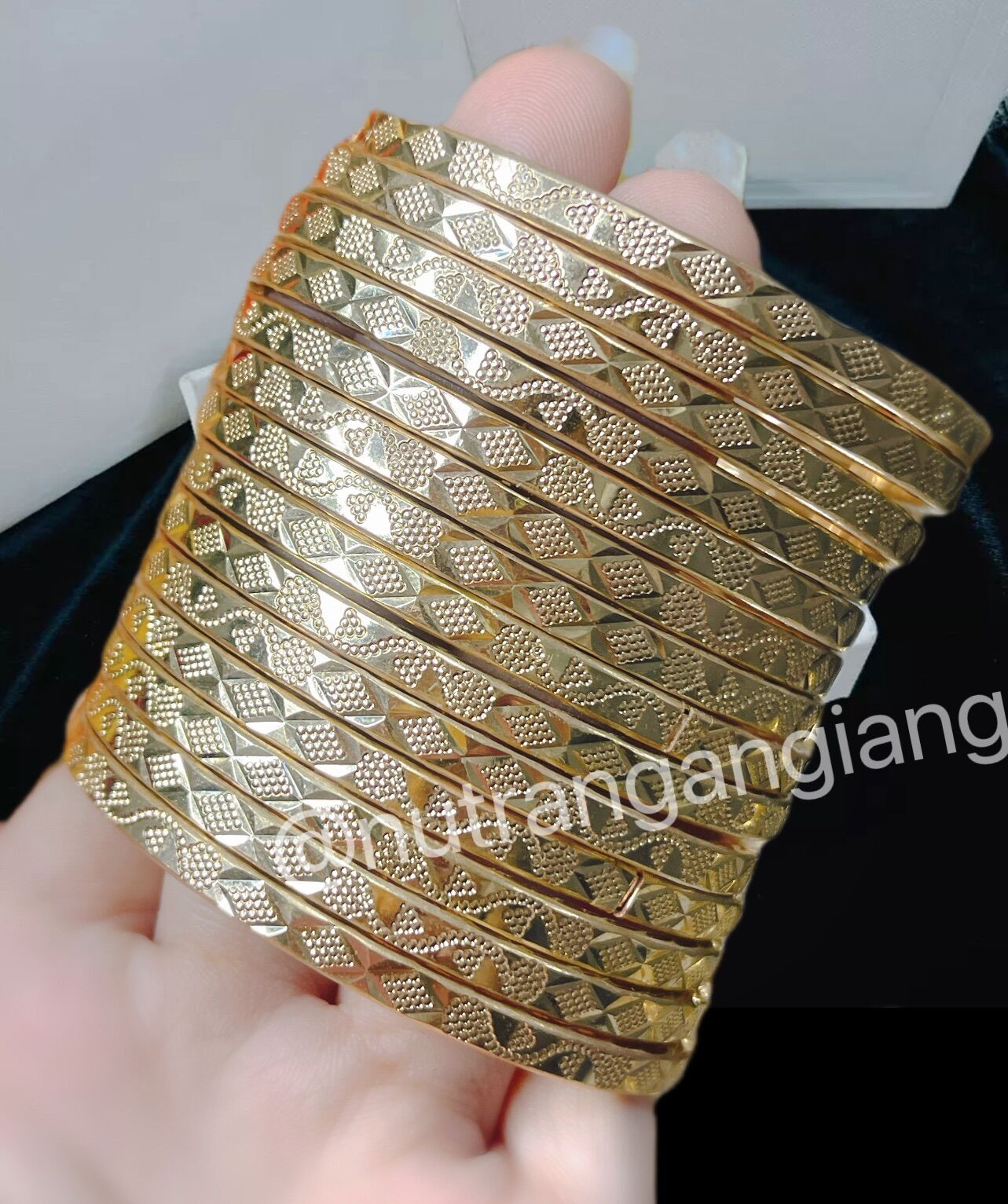 Vòng Ximen (đồng) 3 khía chạm khoá lưỡi gà 18k