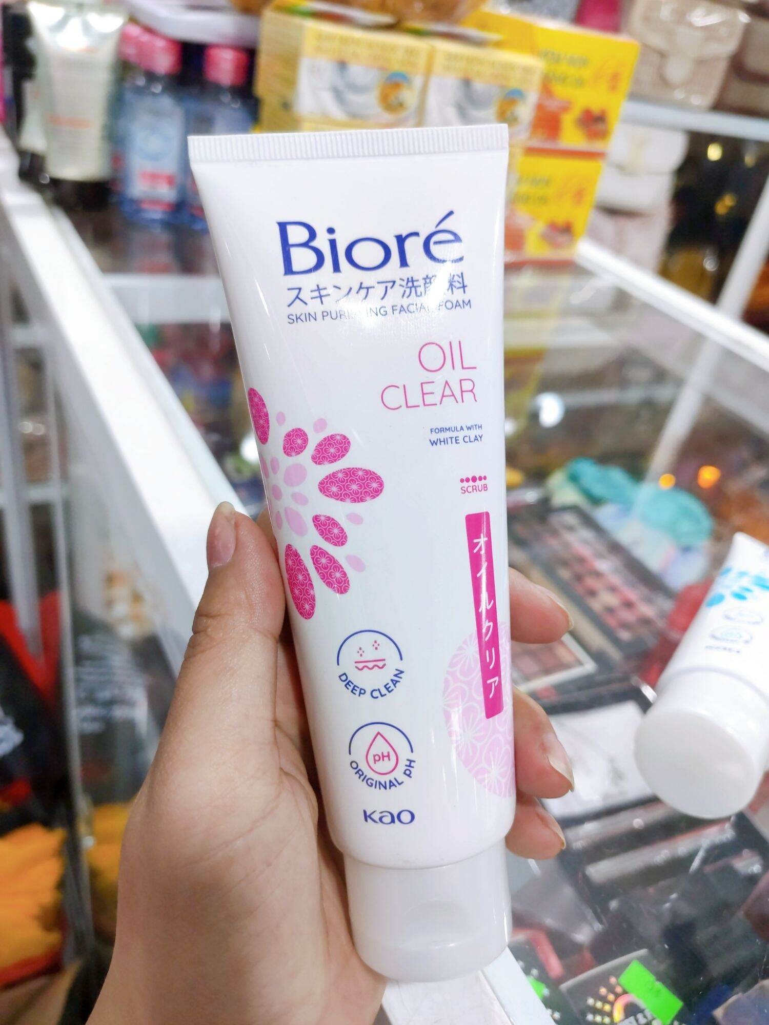 Sữa Rửa Mặt Dưỡng Trắng, Ngừa Mụn, Giảm Nhờn BIORE Mẫu Mới Nhất 100g