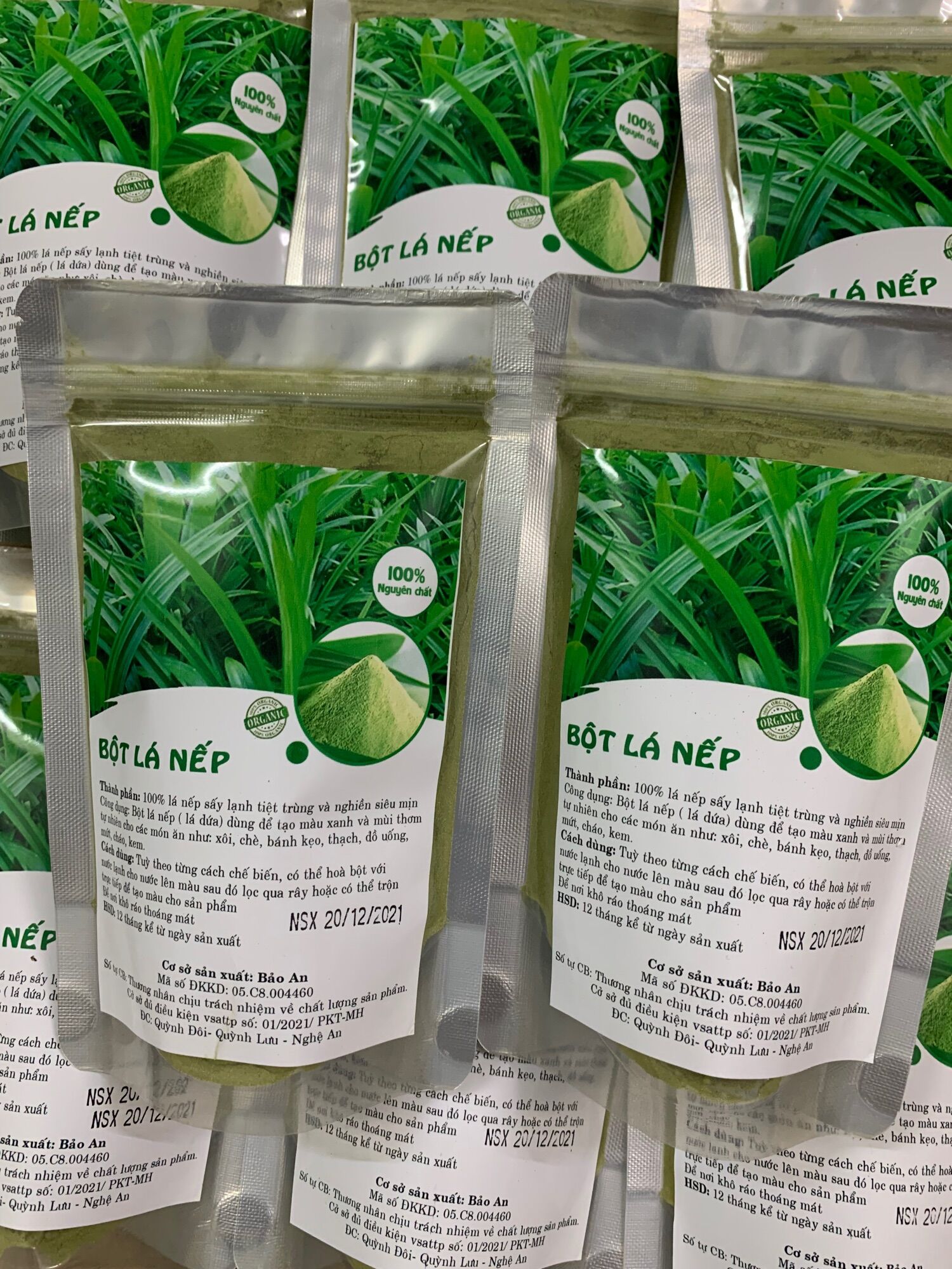Bột lá nếp( lá dứa) tạo màu thực phẩm gói 100gr