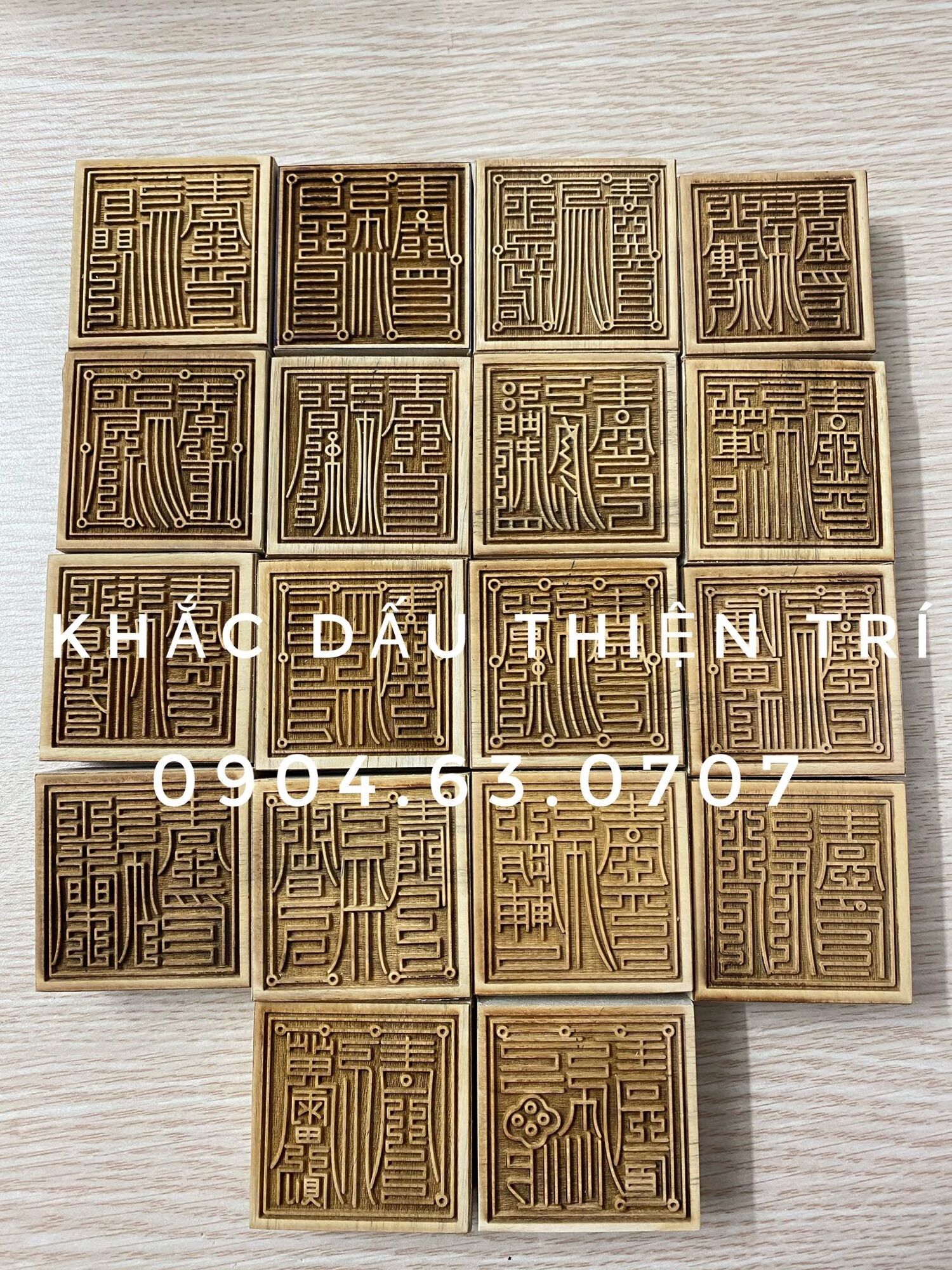 Dấu gỗ thị 5 cm , dấu bát quái, dấu bản mệnh , dấu nhà Trần