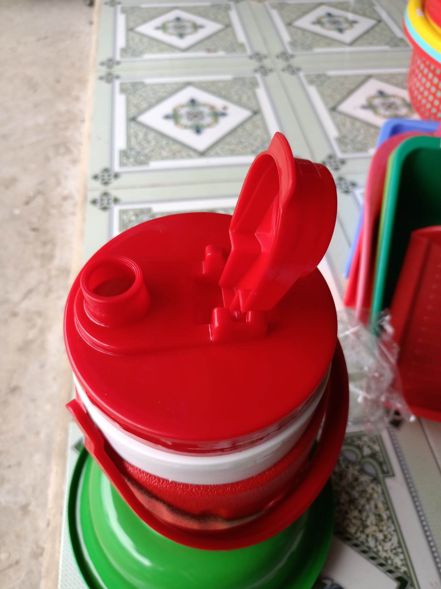 2L Ty Lien Thermos Bottle with Flip Lid