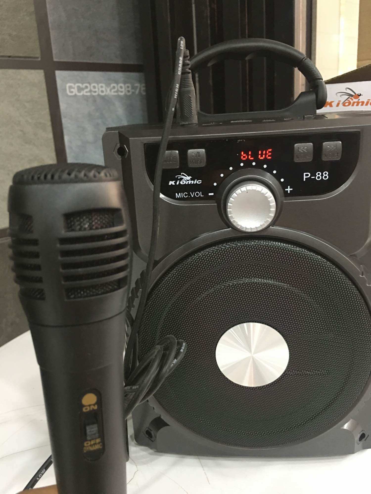 [HCM]Loa KIOMIC P88 - Tặng mic có dây