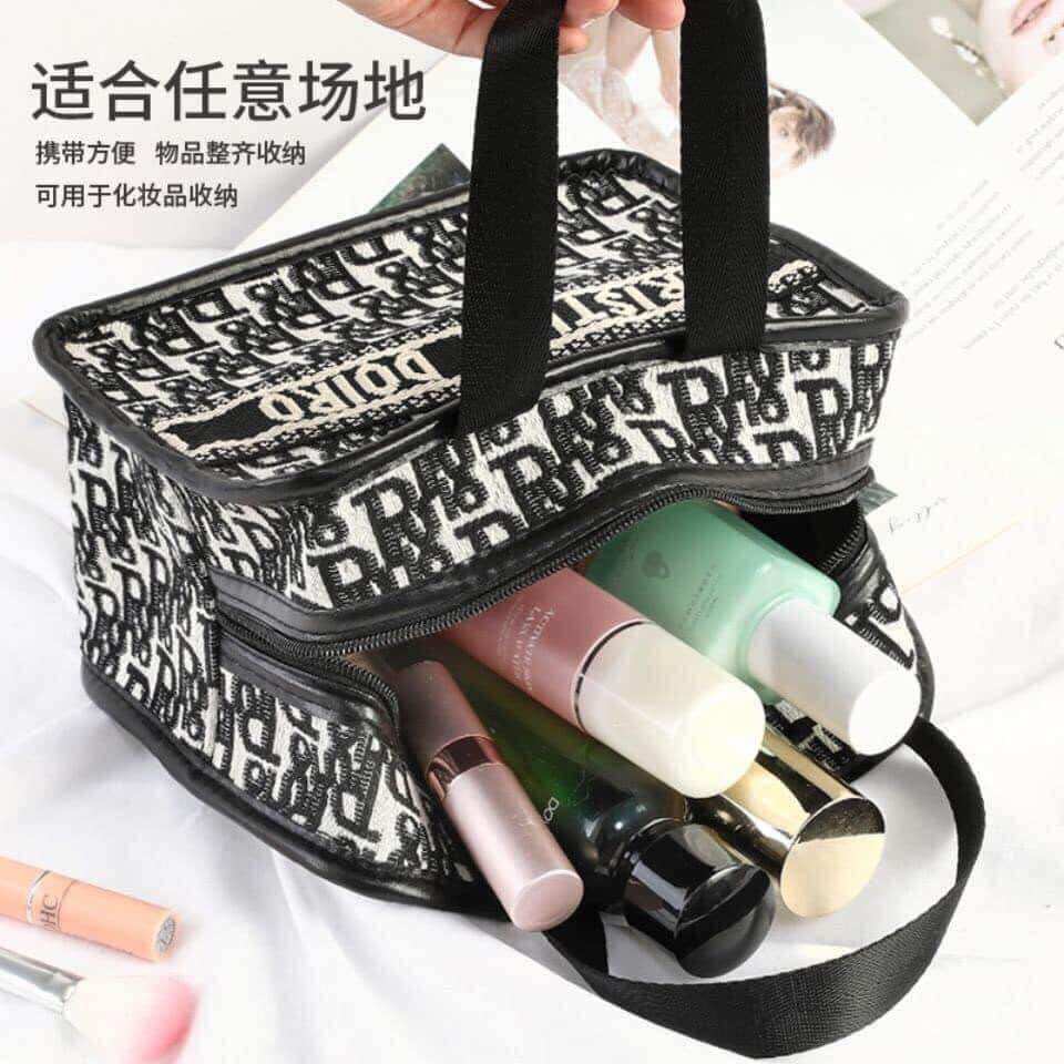 Túi đựng mỹ phẩm Dior